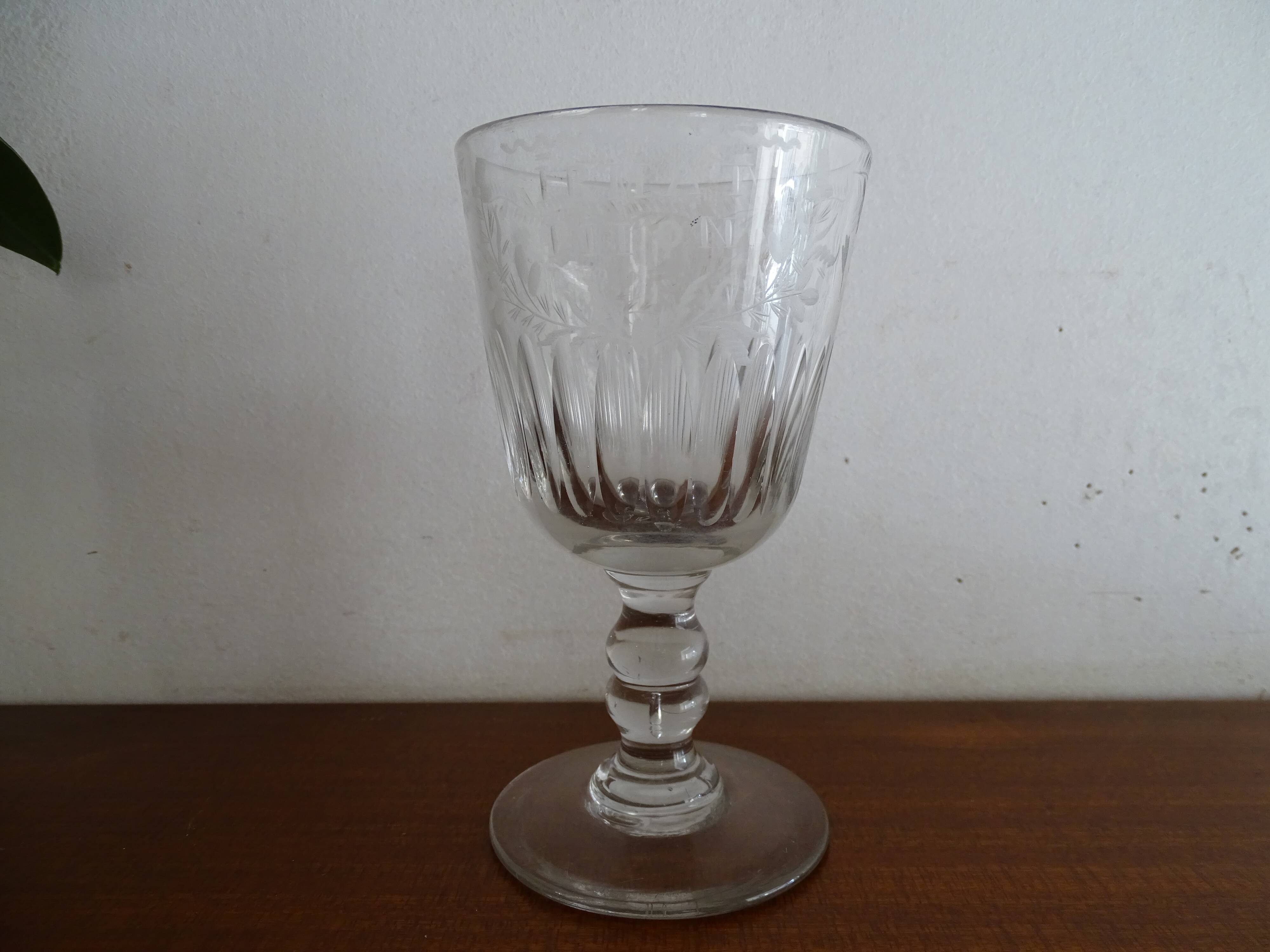 Old foot glass XIXth blown glass engraved flowers