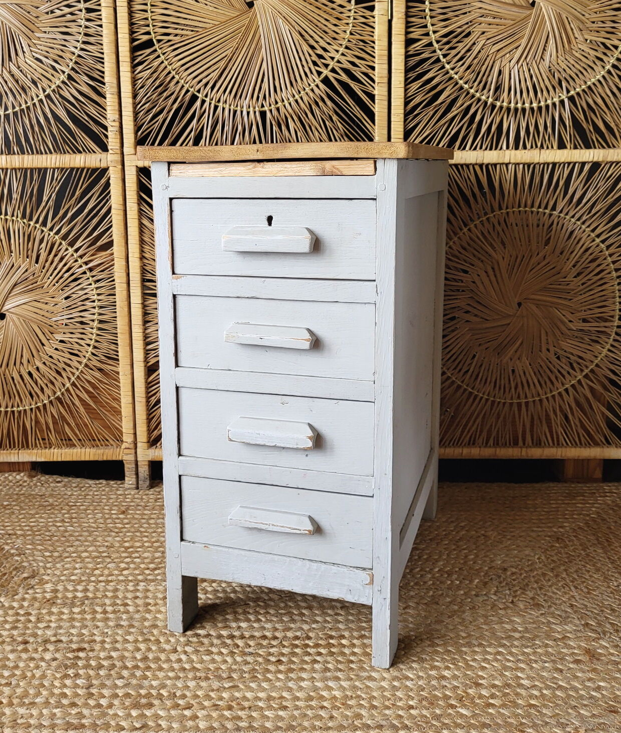 Wooden rag picker painted 50s