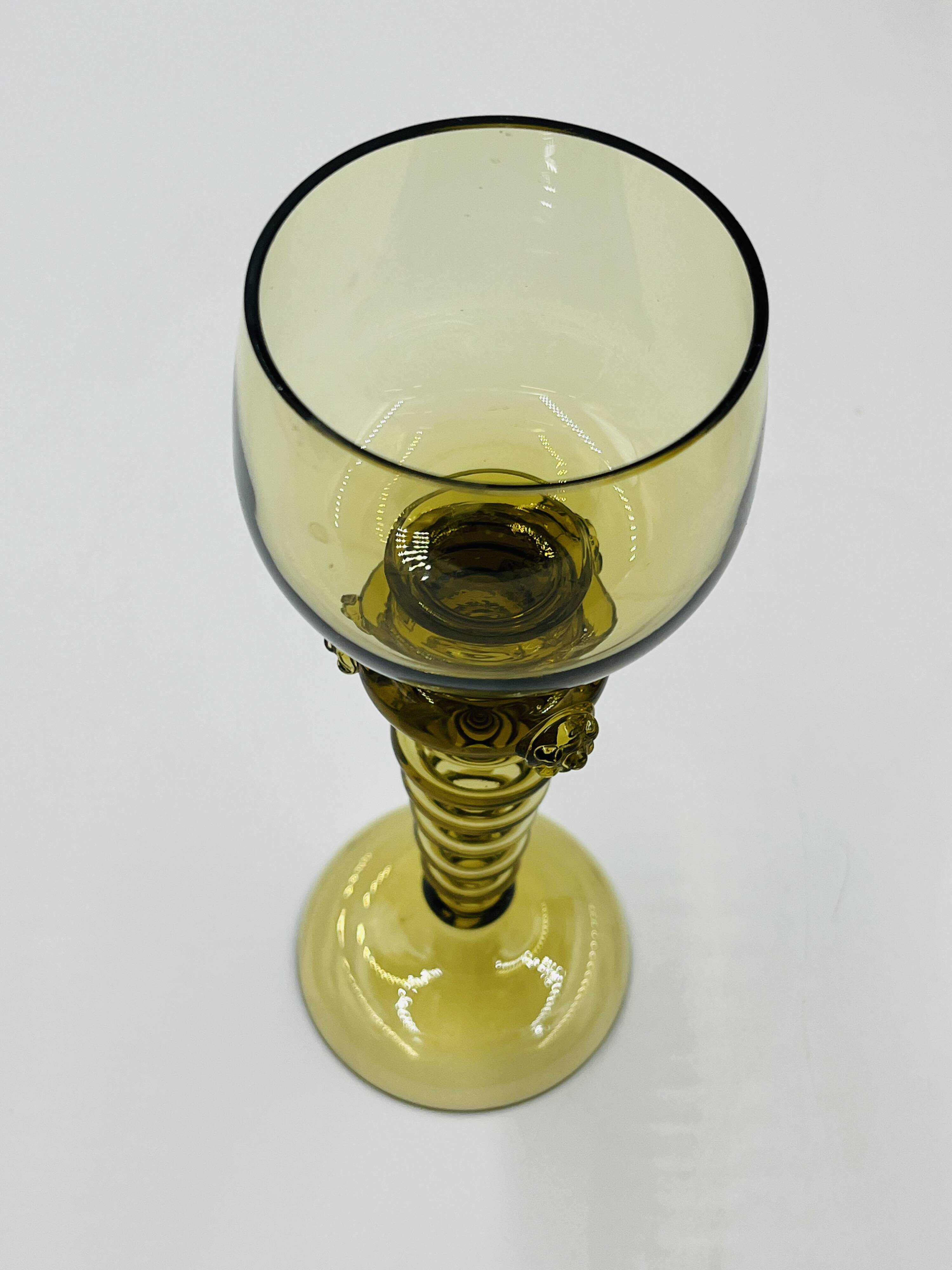 Lot de 8 verres à vin Roemer verts