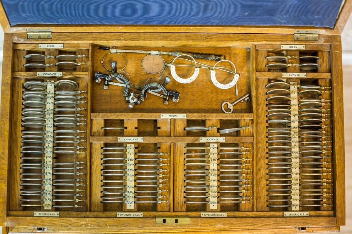 Vintage Ophthalmic Case, 1960