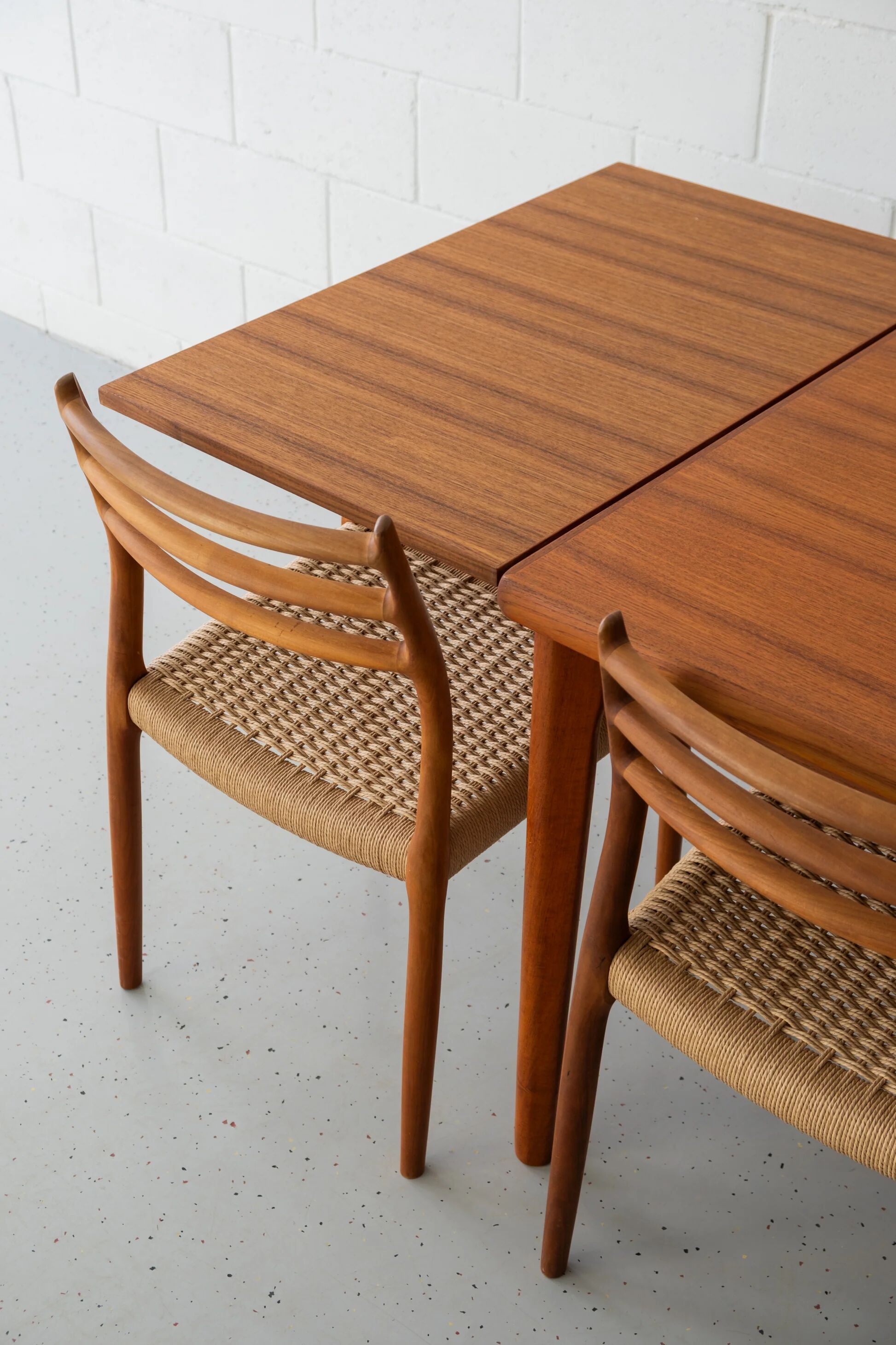 Dining table in teak by Henning Kjaernulf for Vejle Stole Møbelfabrik, Denmark, c. 1960s