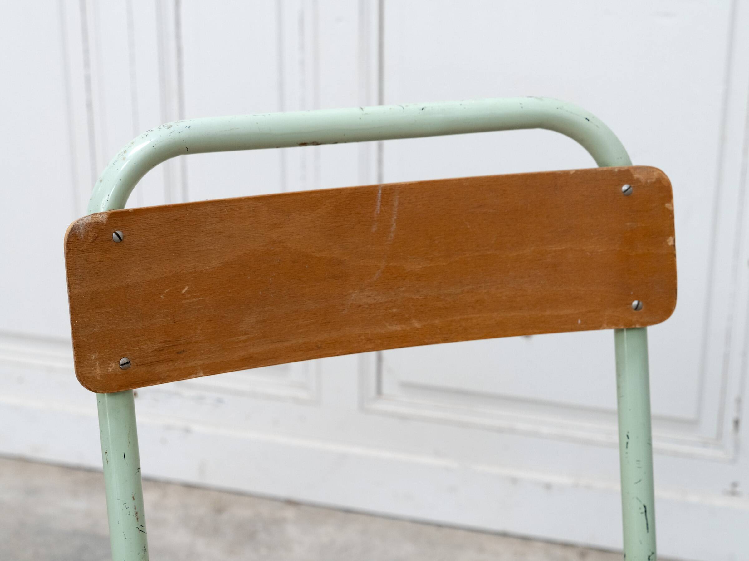 Lot de 6 chaises d’école Mobiltube turquoise 1950