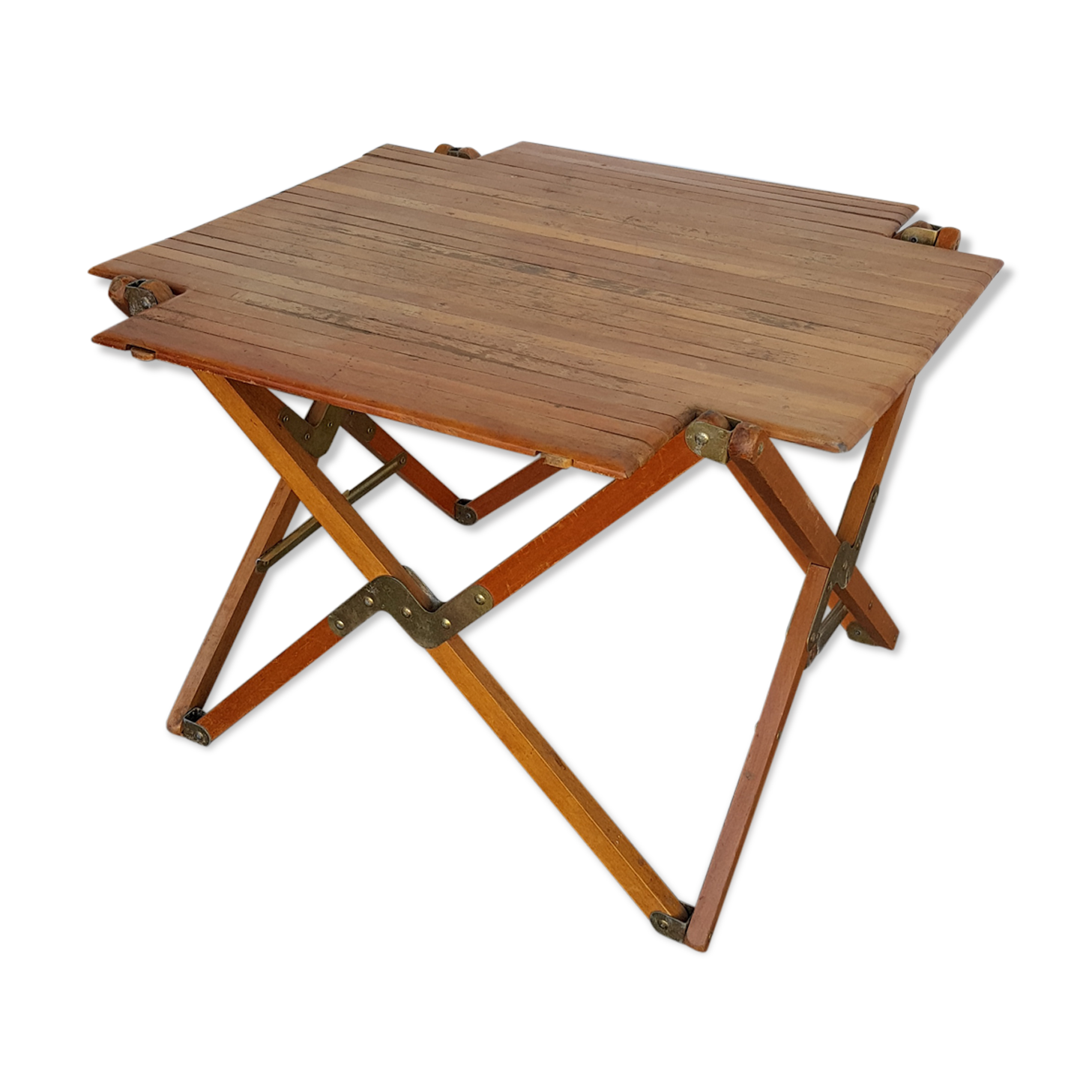 Colonniale table of travel