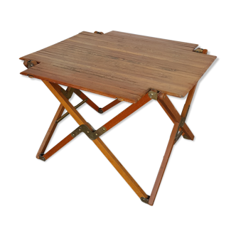 Colonniale table of travel