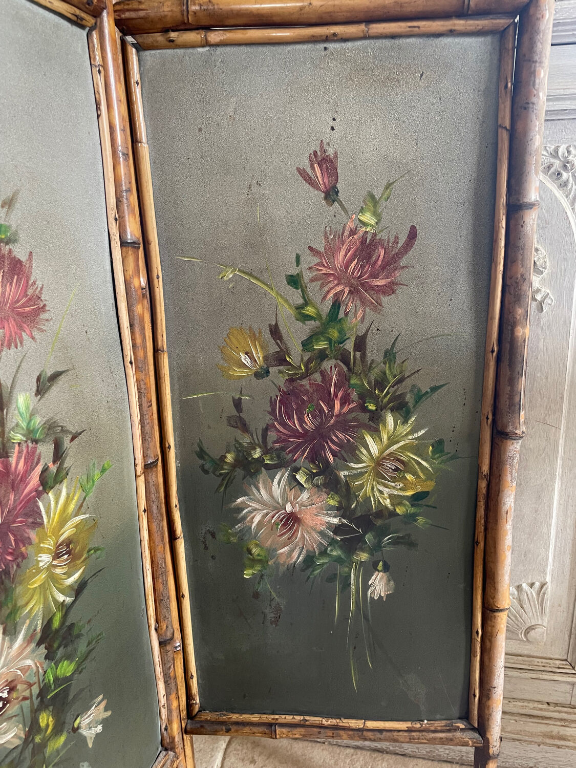 Old bamboo screen and painted sheet metal 82x60