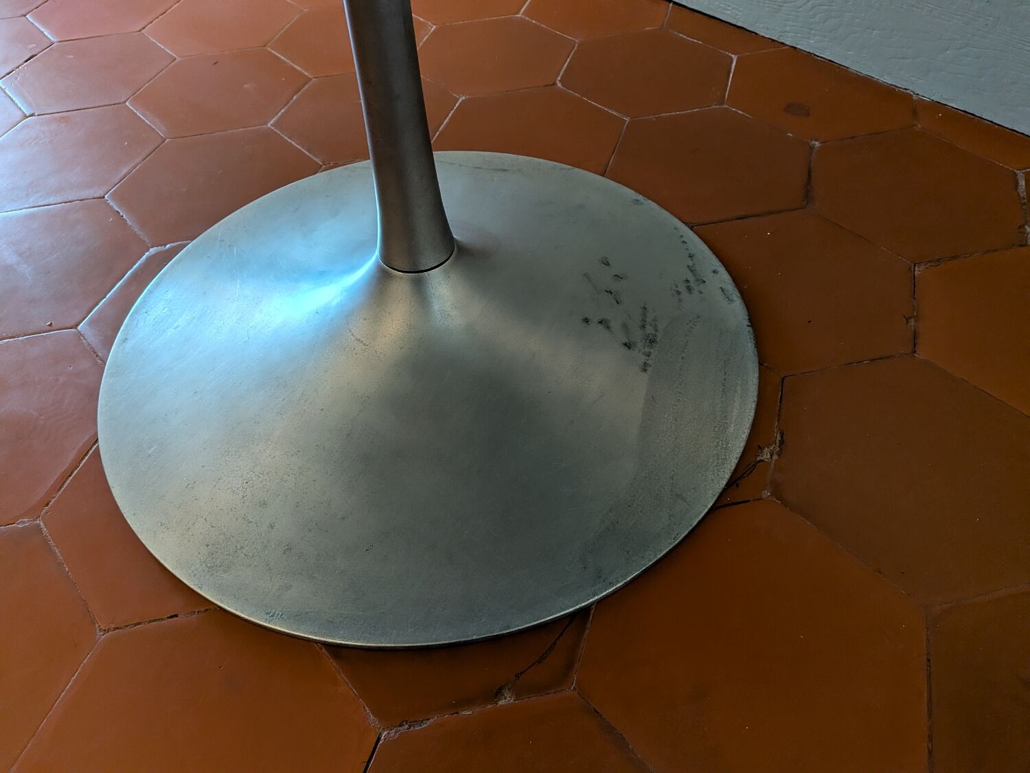 1970s dining table Roche Bobois
