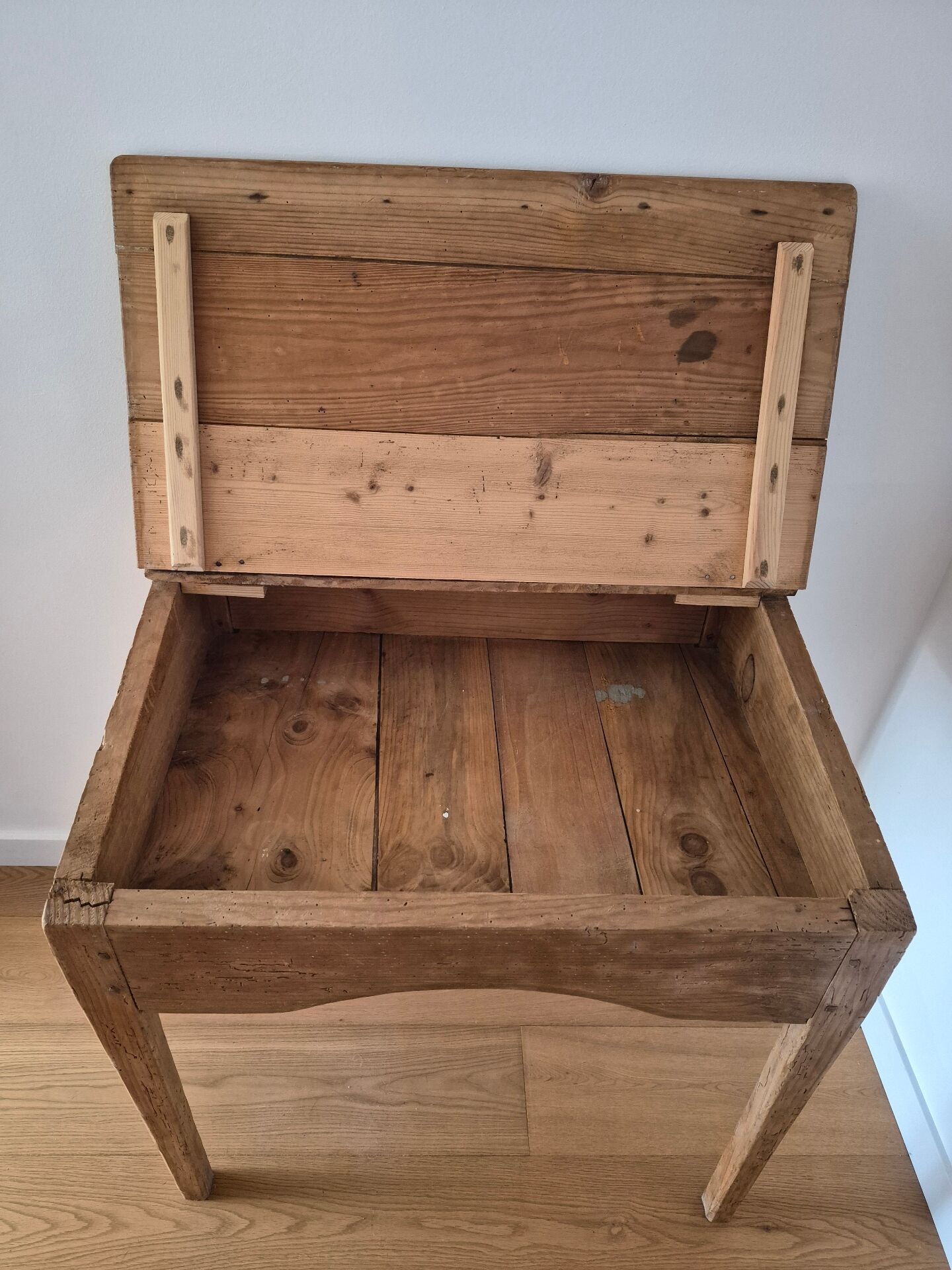 Petit bureau écolier