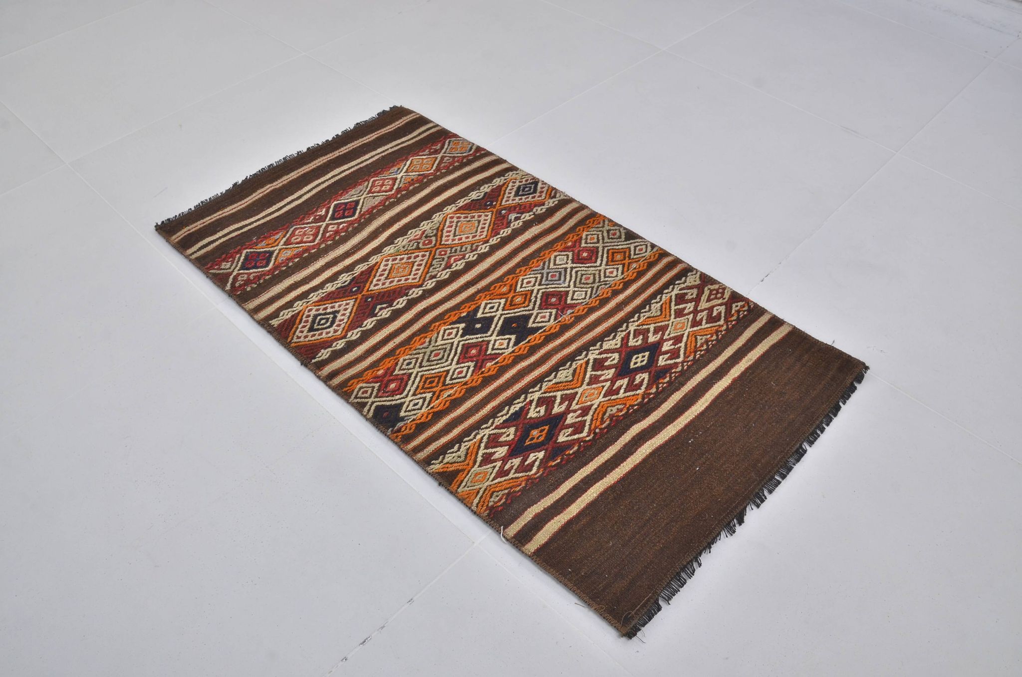 Tapis kilim décoratif anatolien vintage
