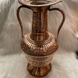 Vase en cuivre