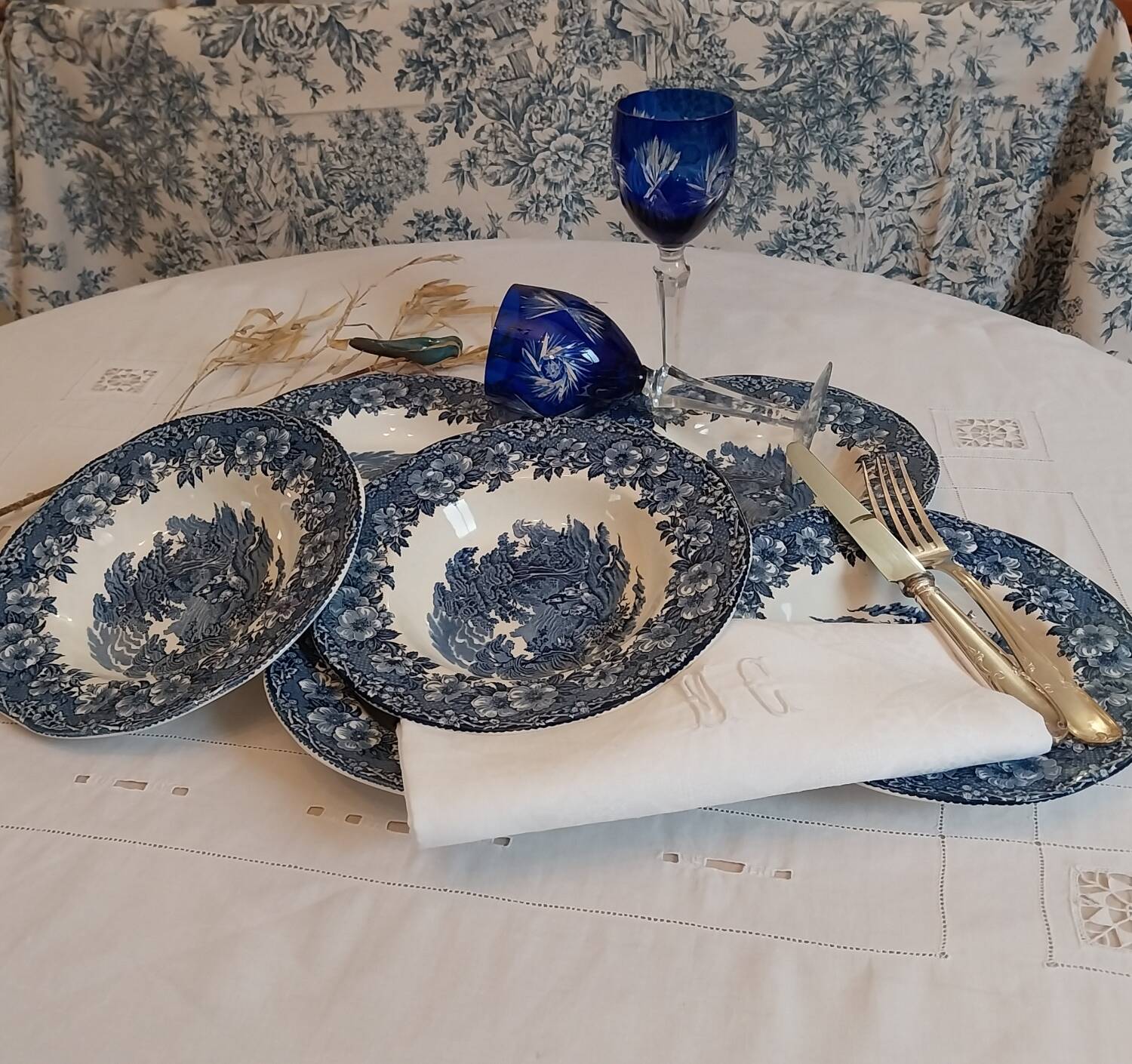 Woodland Wedgwood deep plates