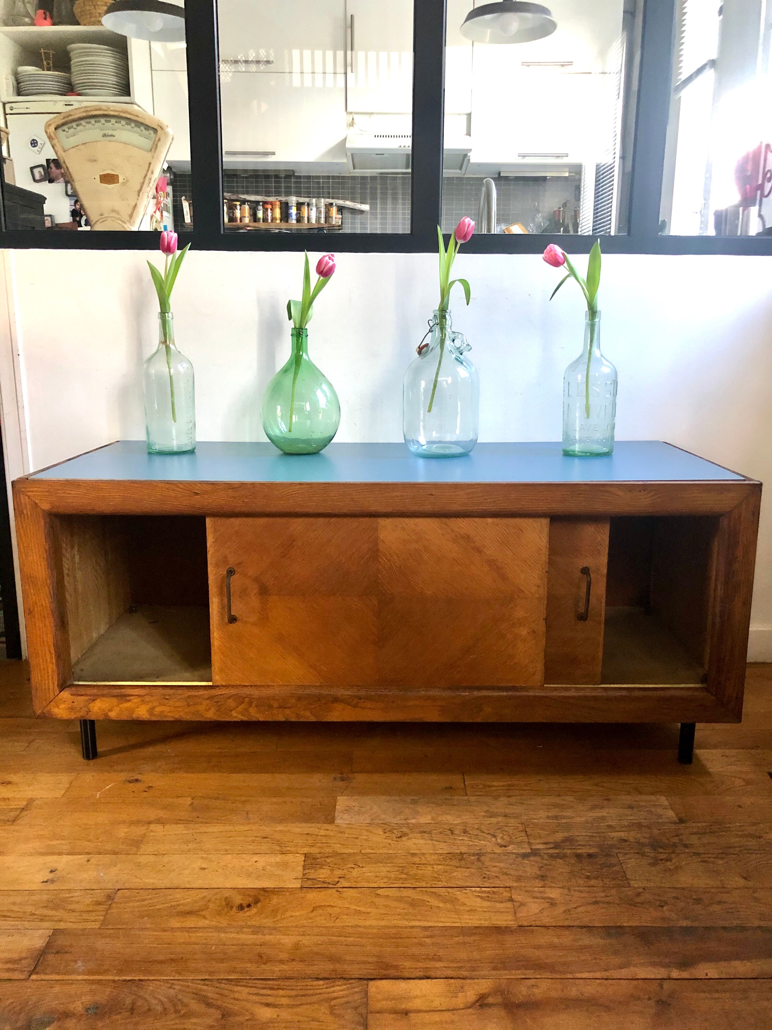 SIdeboard 60s