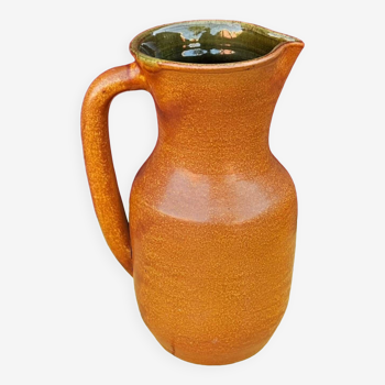 Ceramic pitcher from the Madoura plein feu workshop signed.