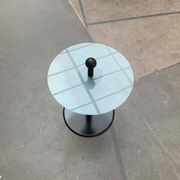 Table d'appoint postmoderne vintage d'Ikea