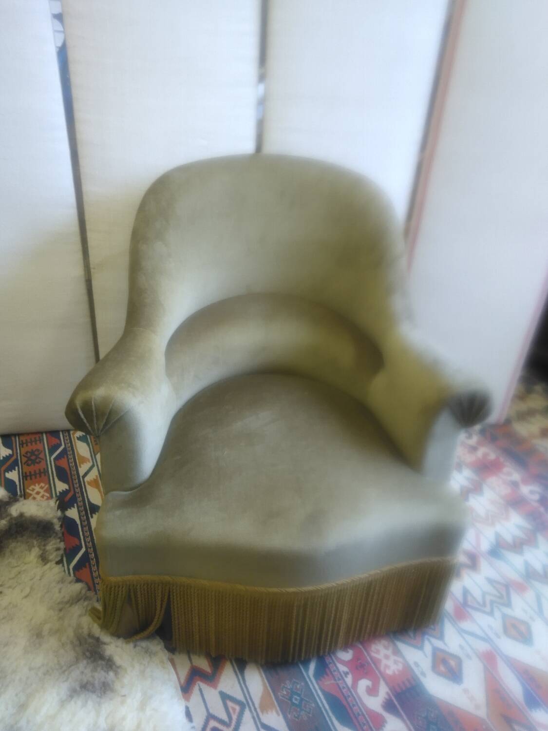 Vintage toad armchair