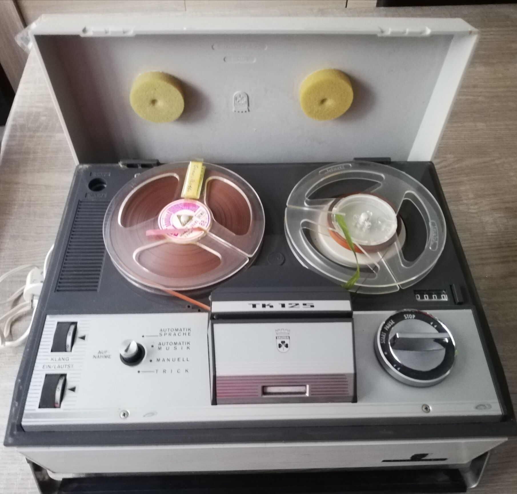 Grundig tape recorder TK 125
