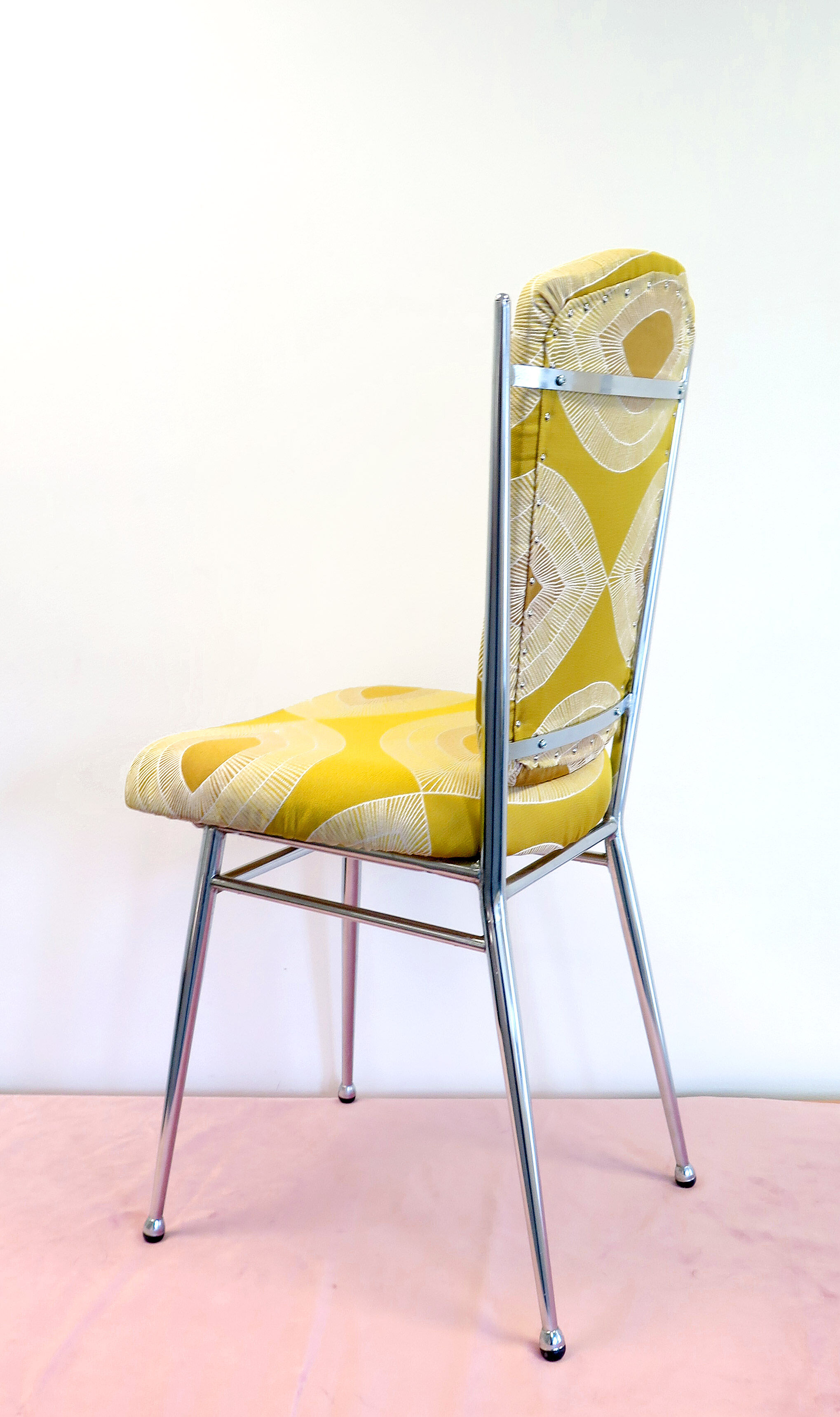 Chaise vintage retapissée