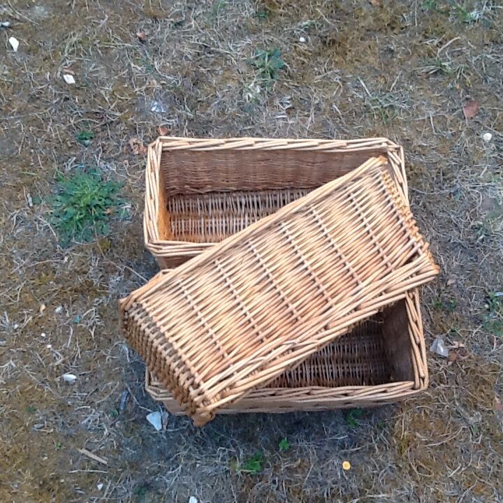 3 baskets