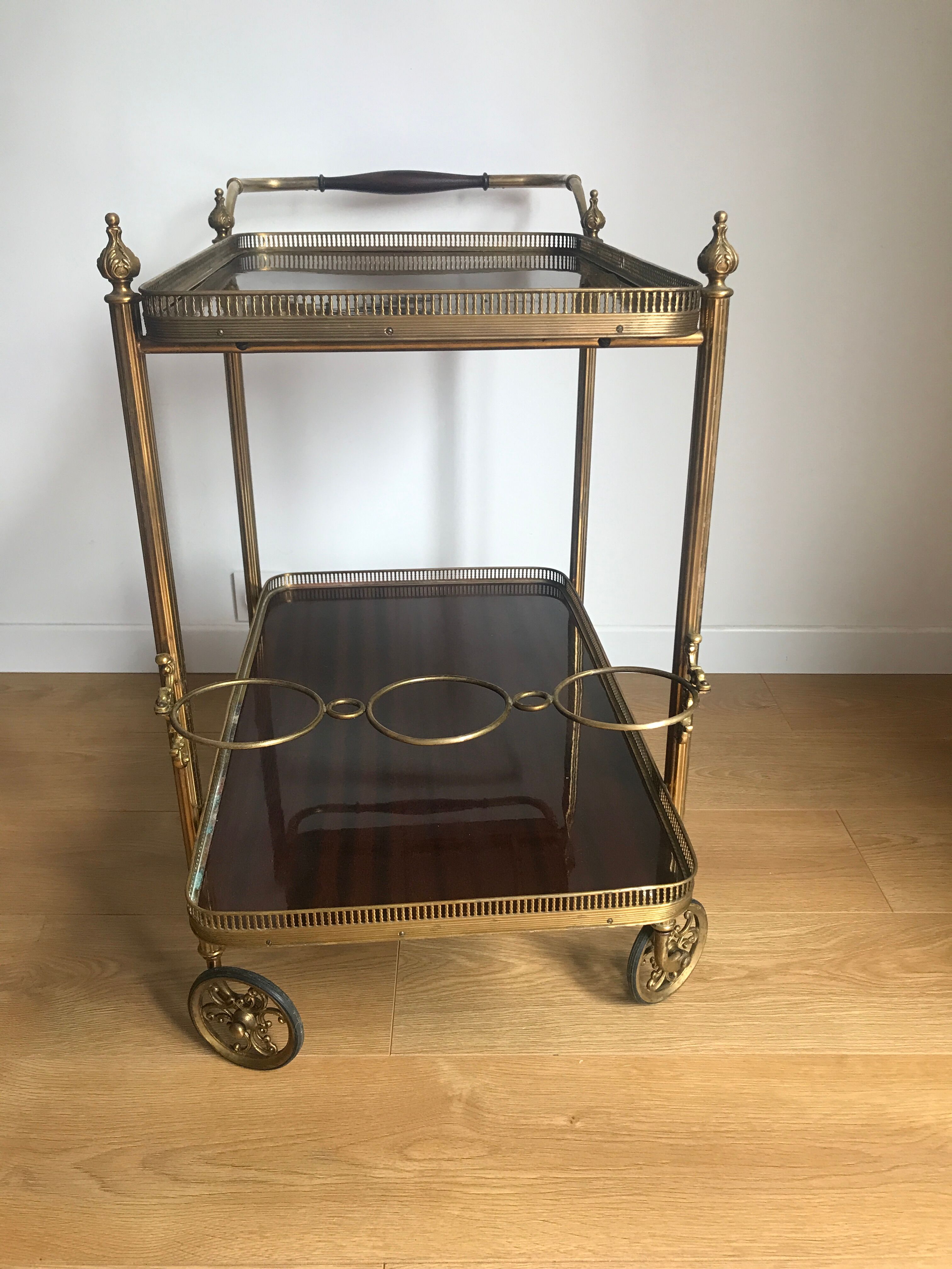 Service bar with vintage wheels in formica and brass 60s