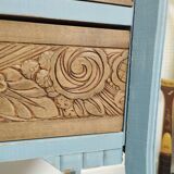 Petite commode bois sculpté