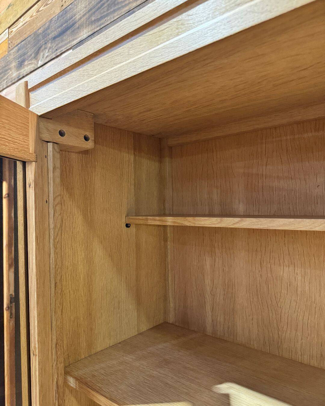 Guillerme & Chambron Library