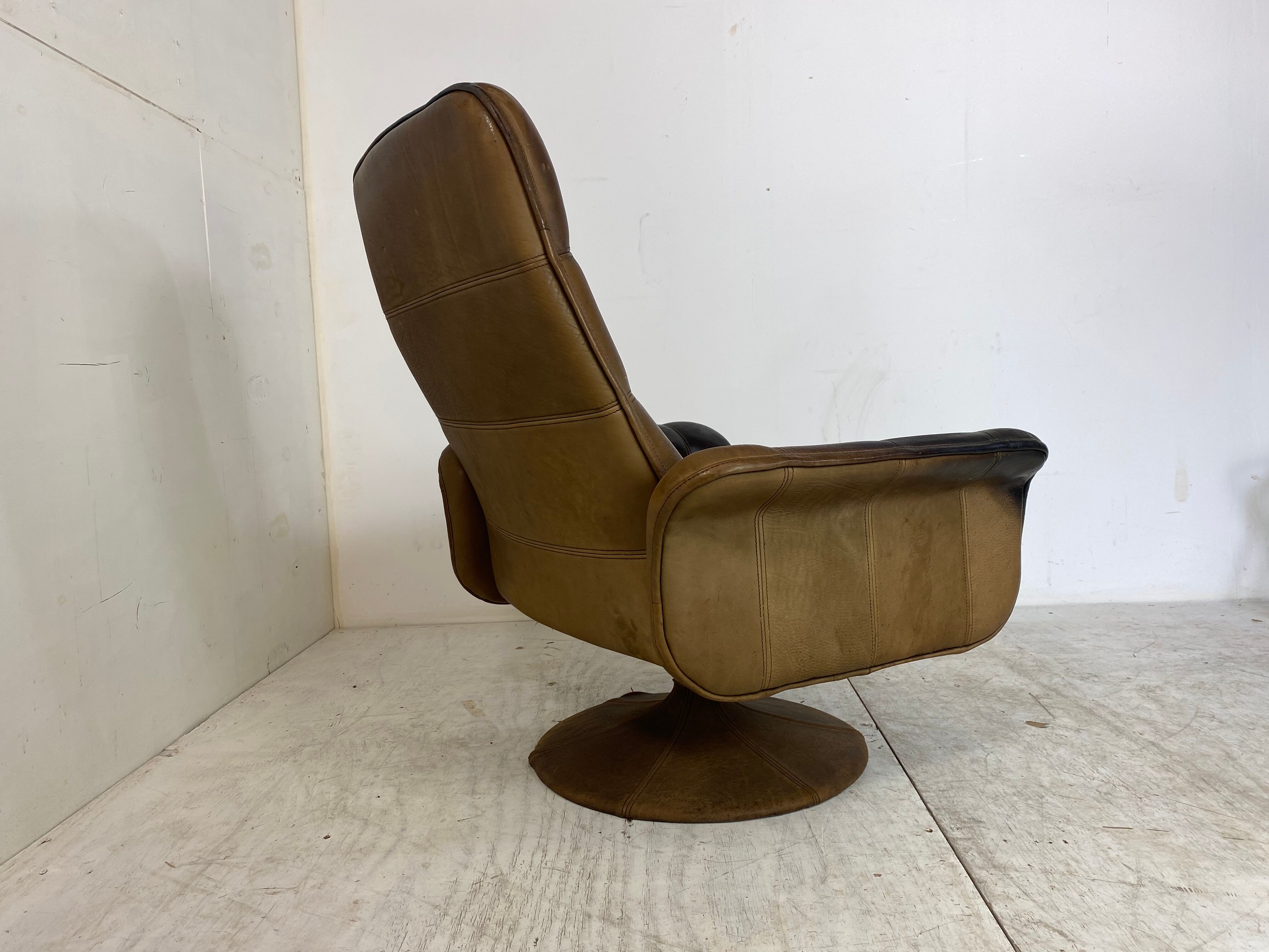 Mid-century brutalist modernist leather model ds-50 swivel armchair from de sede, 1950s