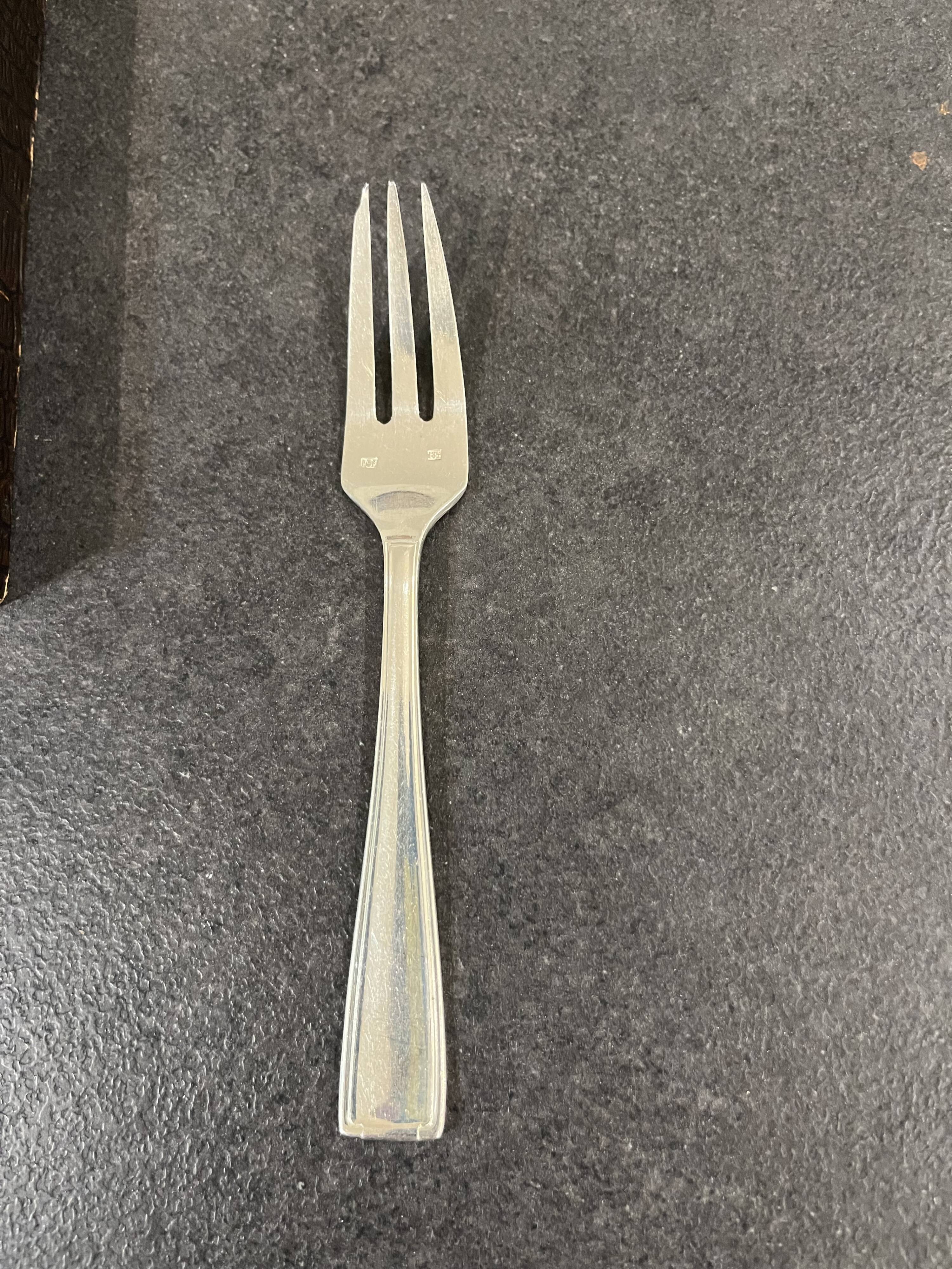Set of 10 silver-plated dessert forks by François Frionnet.