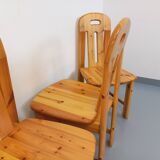Set of 4 vintage pine chairs from the 70s and 80s