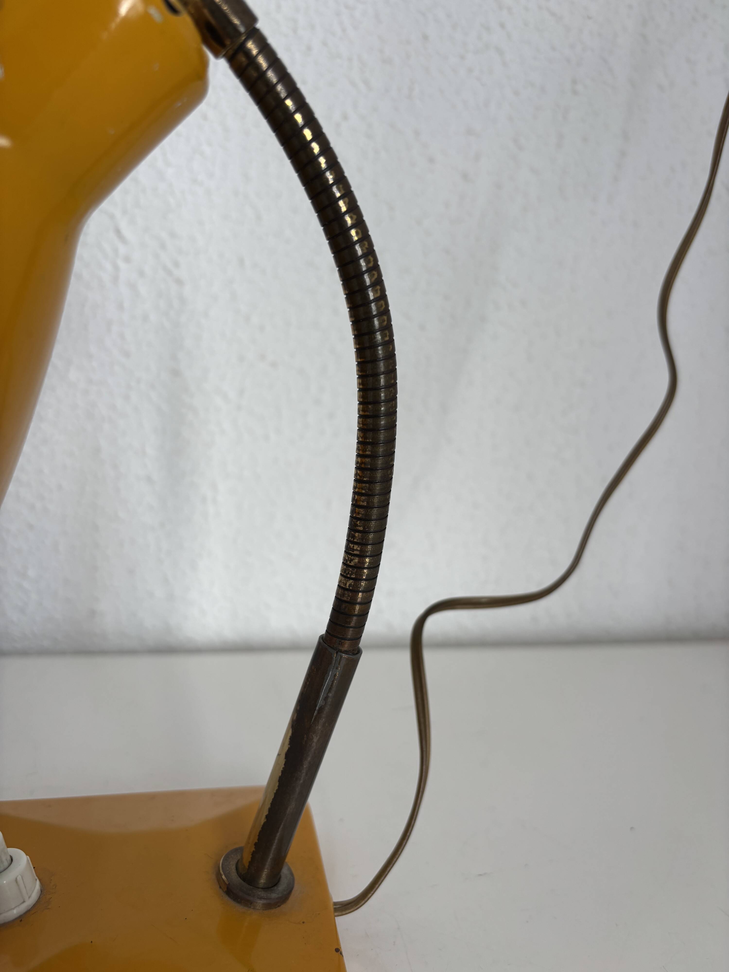 Vintage 1950 bedside lamp for children's desk gum-gutta - 21 cm