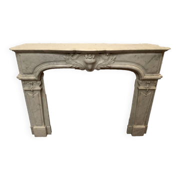 Regency style fireplace in white Carrara marble, Italy, 19th century.