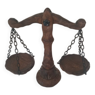 Decorative wooden scale