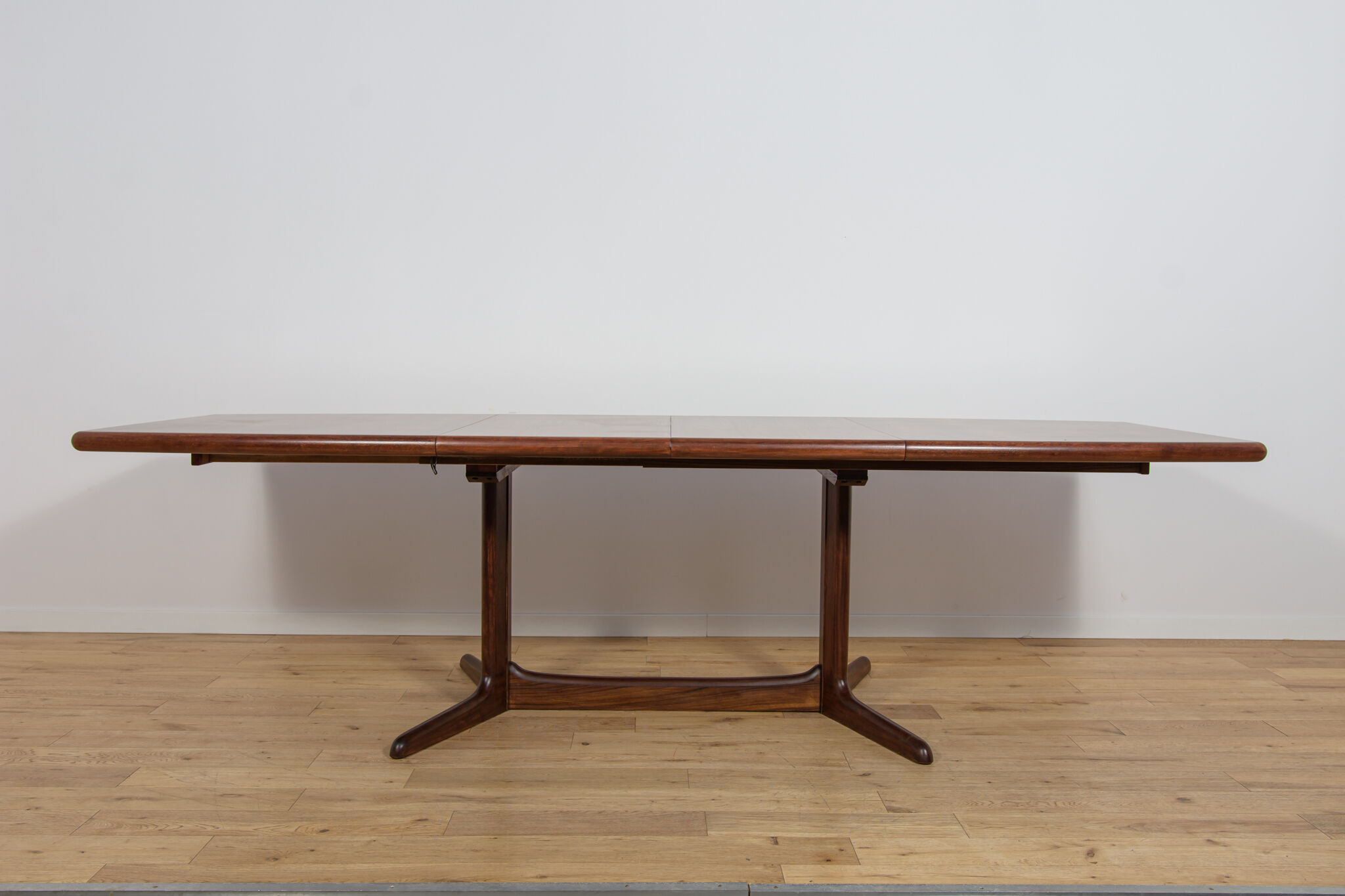 Table à manger extensible en palissandre de style mid-century moderne, Danemark, années 1960.