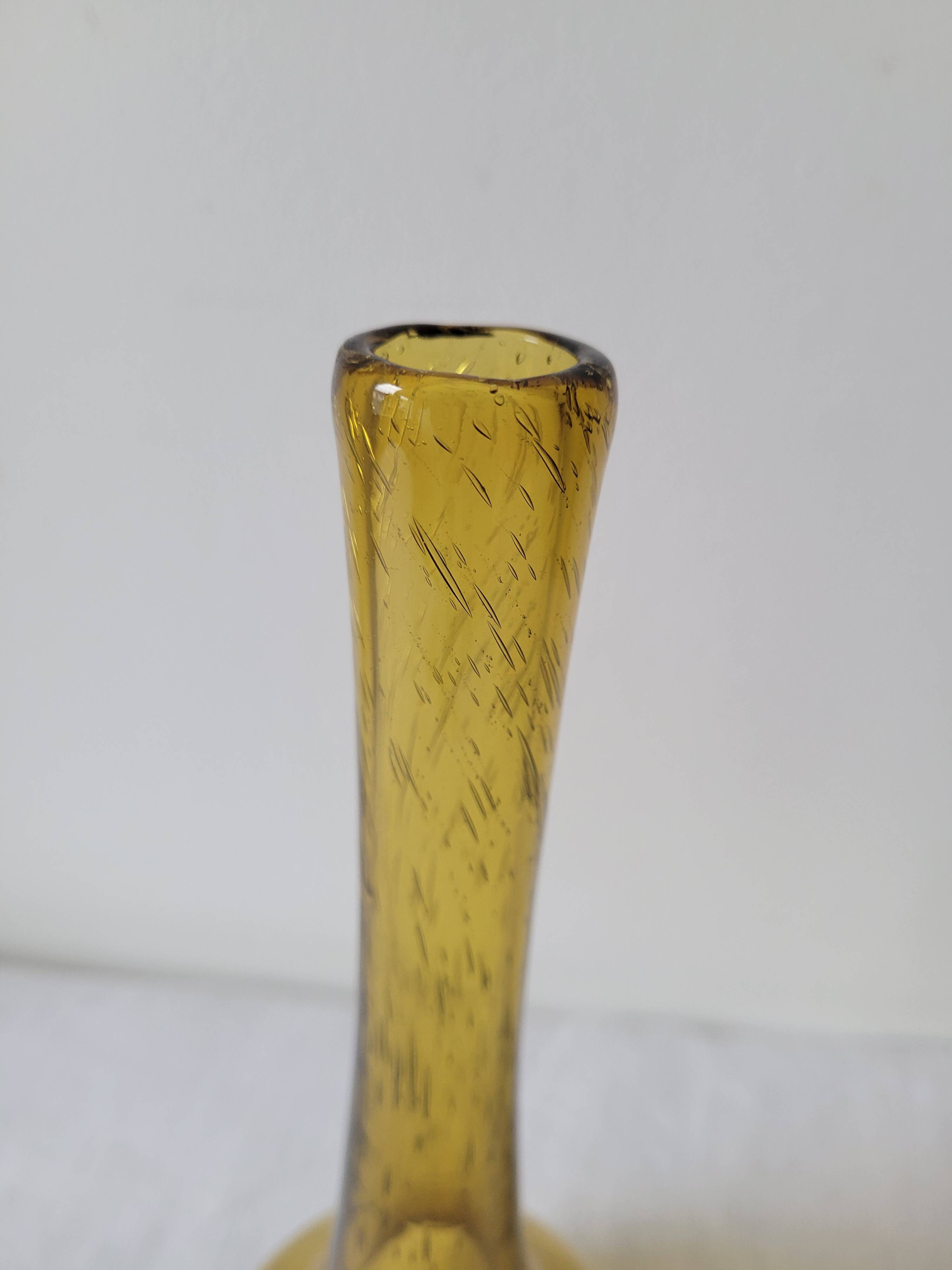 Soliflore vase in amber Biot glass