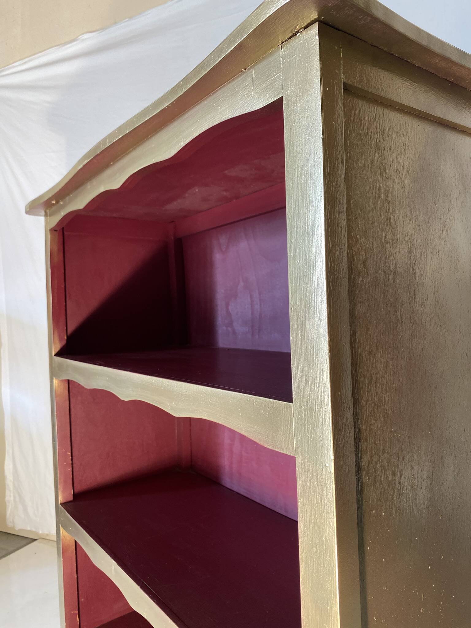 Renovated purple and gold Bibus