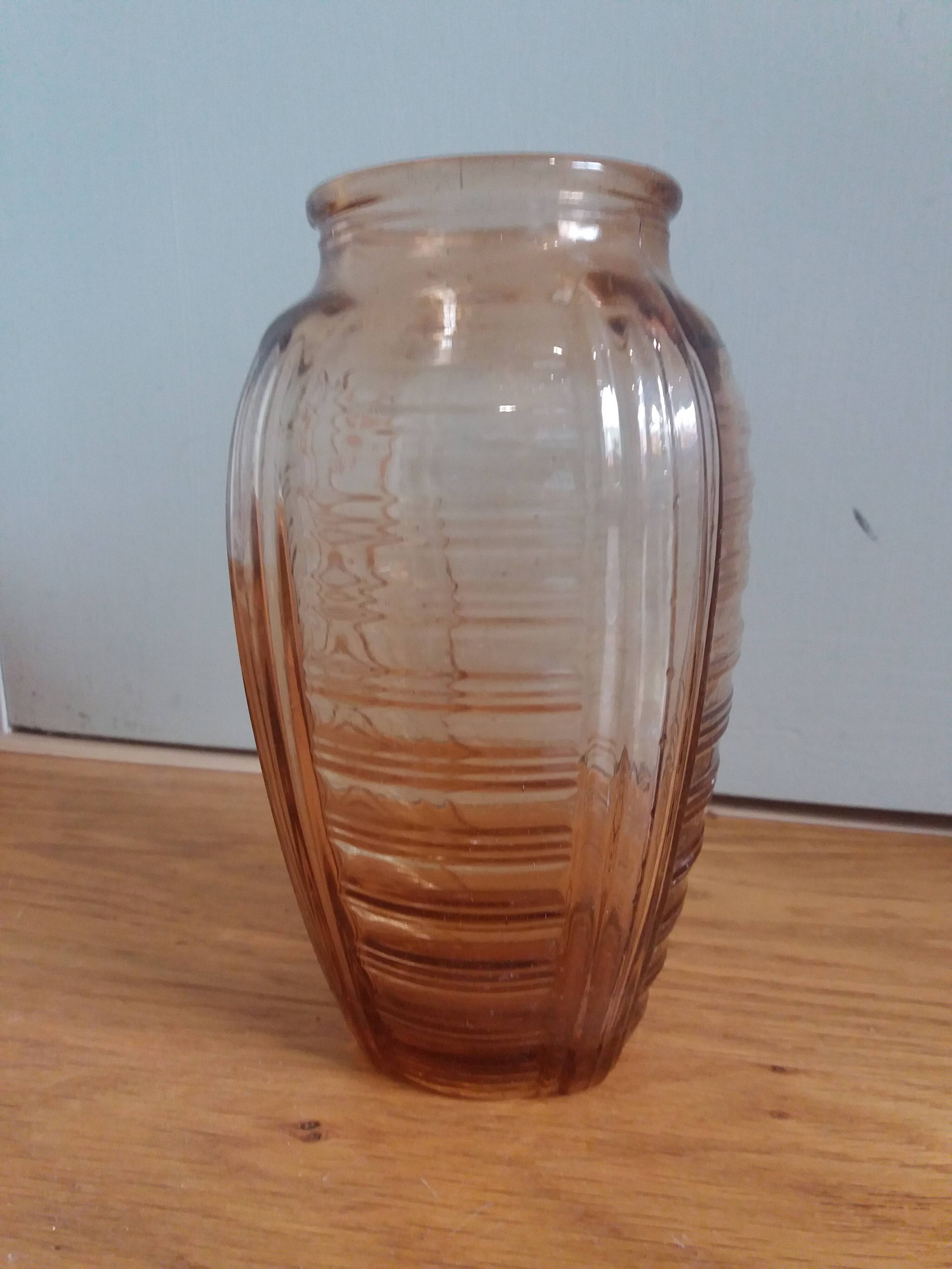 Salmon pink Art Deco vase