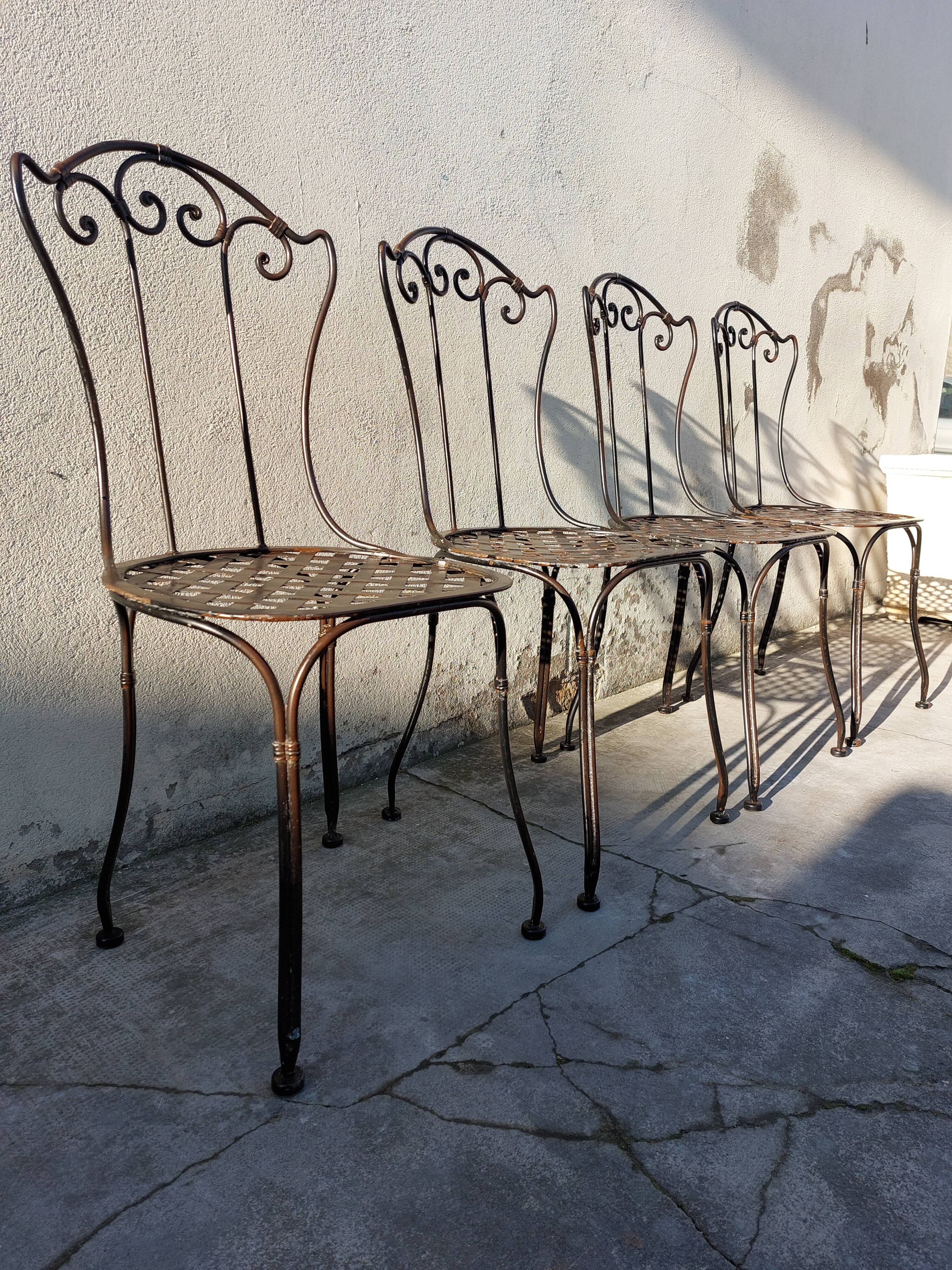 Série de 4 chaises de jardin en fer forgé