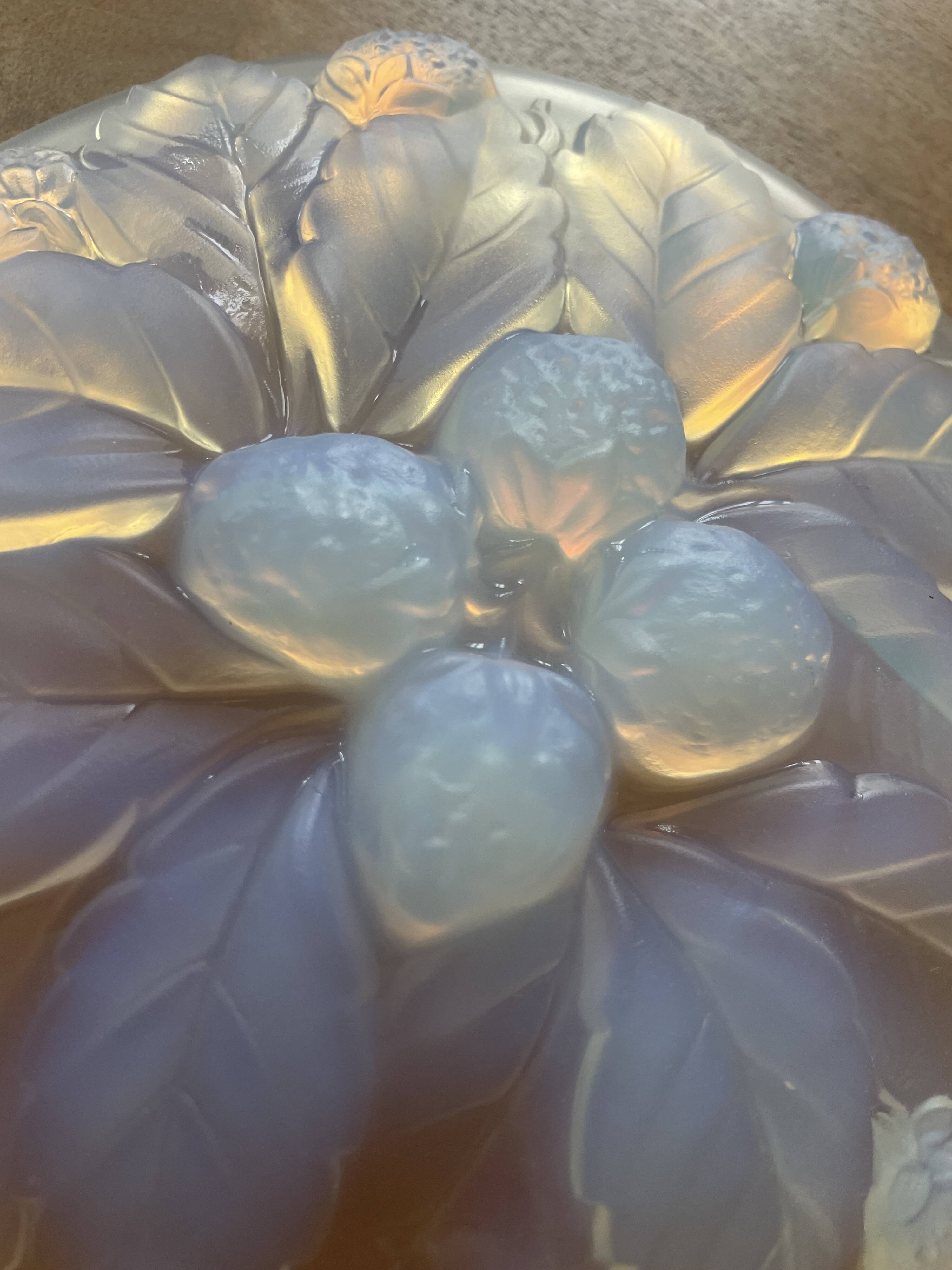 Cesari France opalescent glass bowl