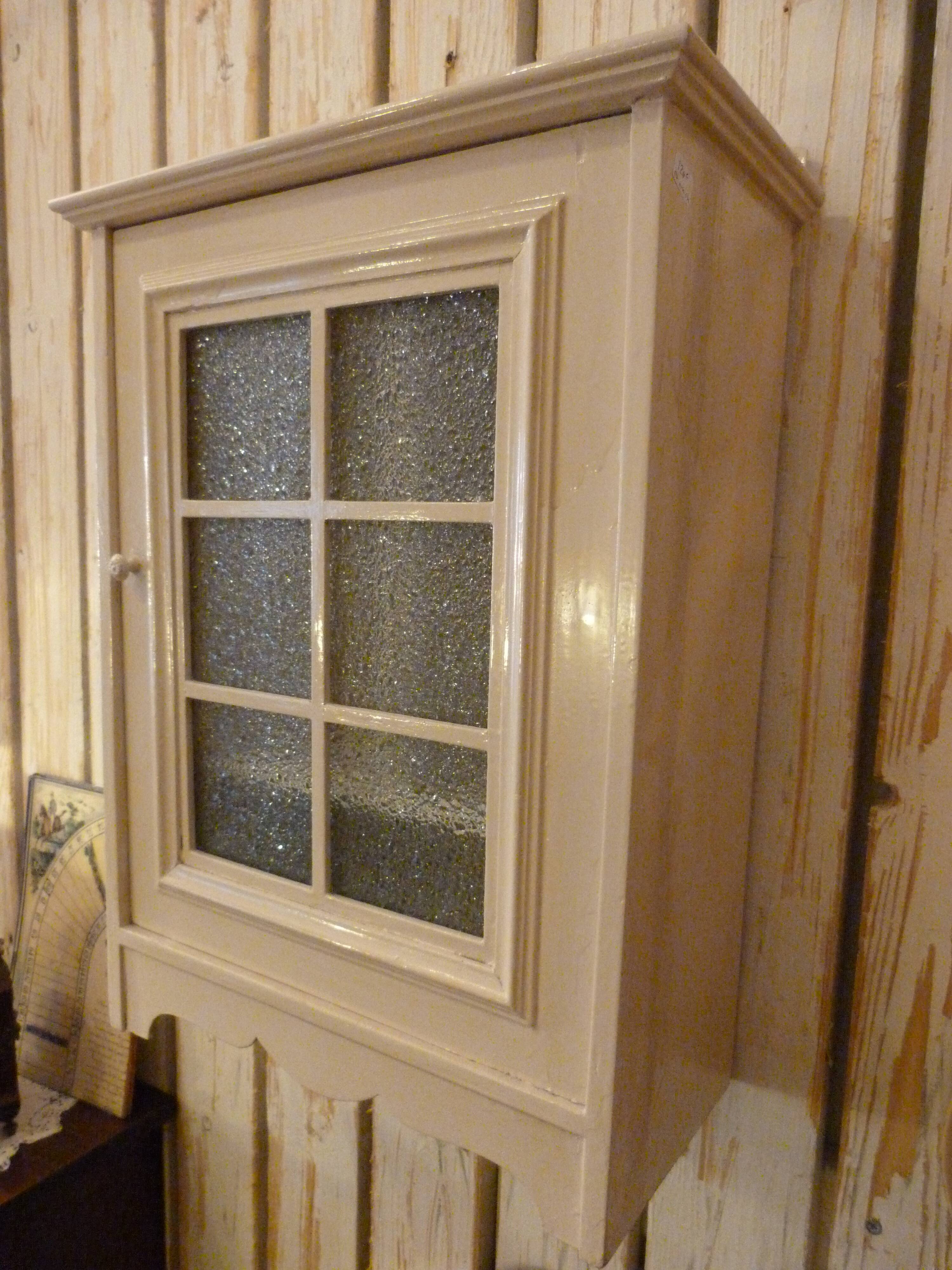 Petite armoire murale Selency