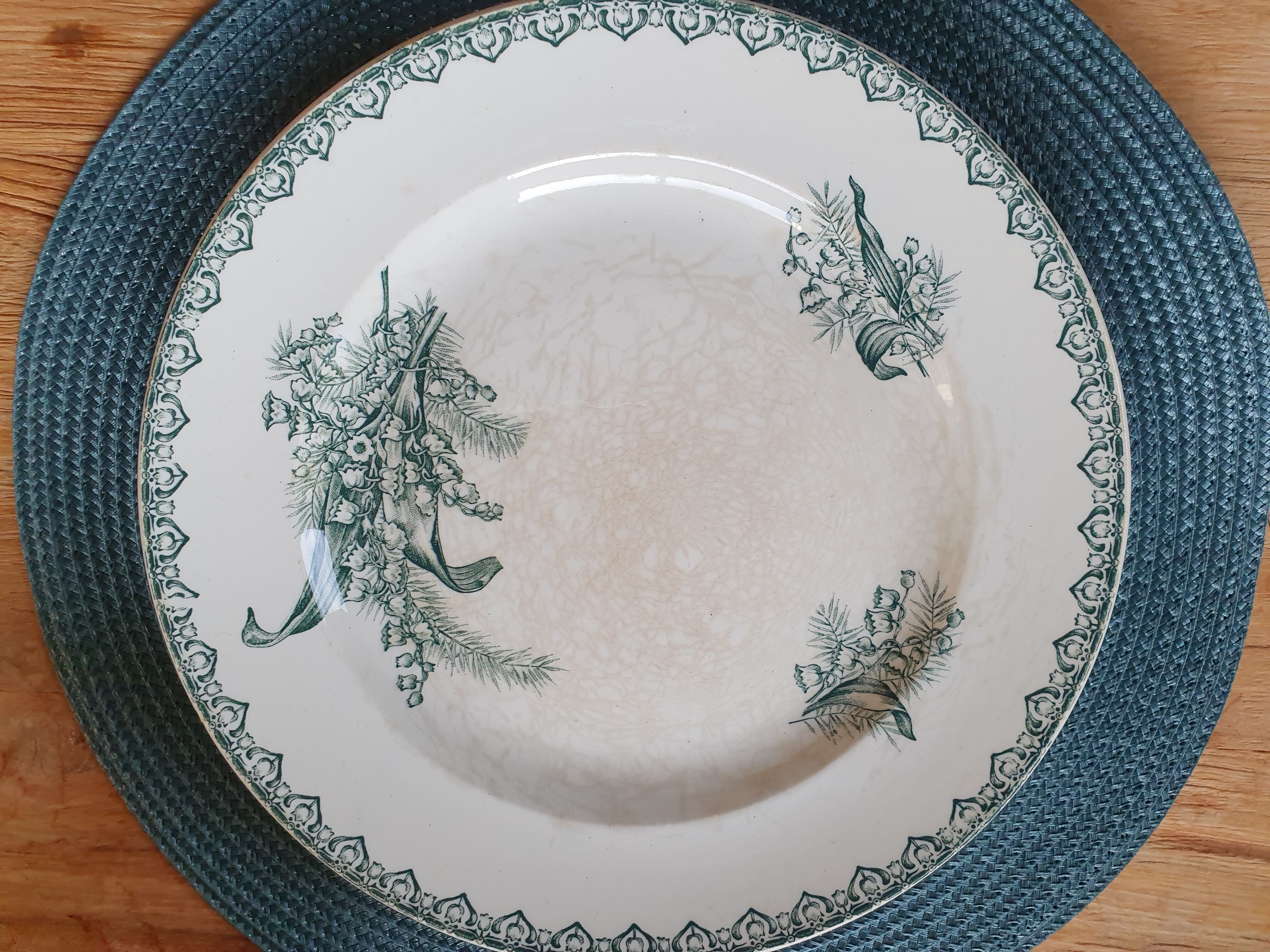 Set of 2 saint Amand serving dishes