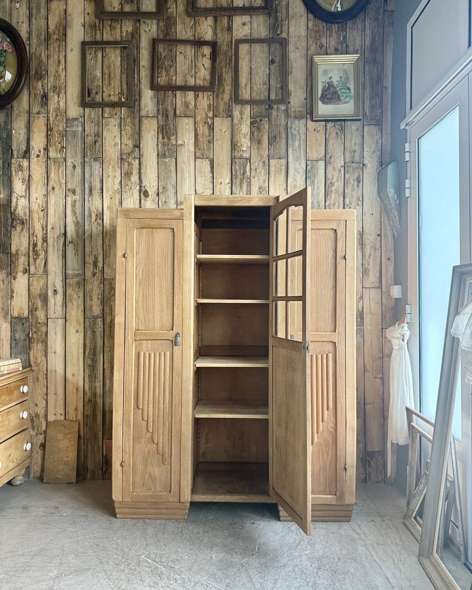 Large asymmetrical Art Deco wardrobe with three doors in oak (renovated)