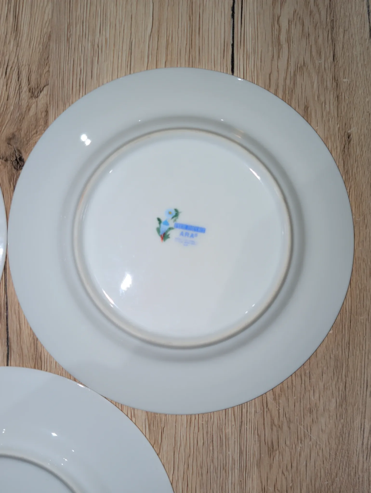 set of 3 dessert / sweet plates in white porcelain fi