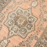 Tapis persan vintage saumon et ivoire, médaillon floral noué main,182x284Cm