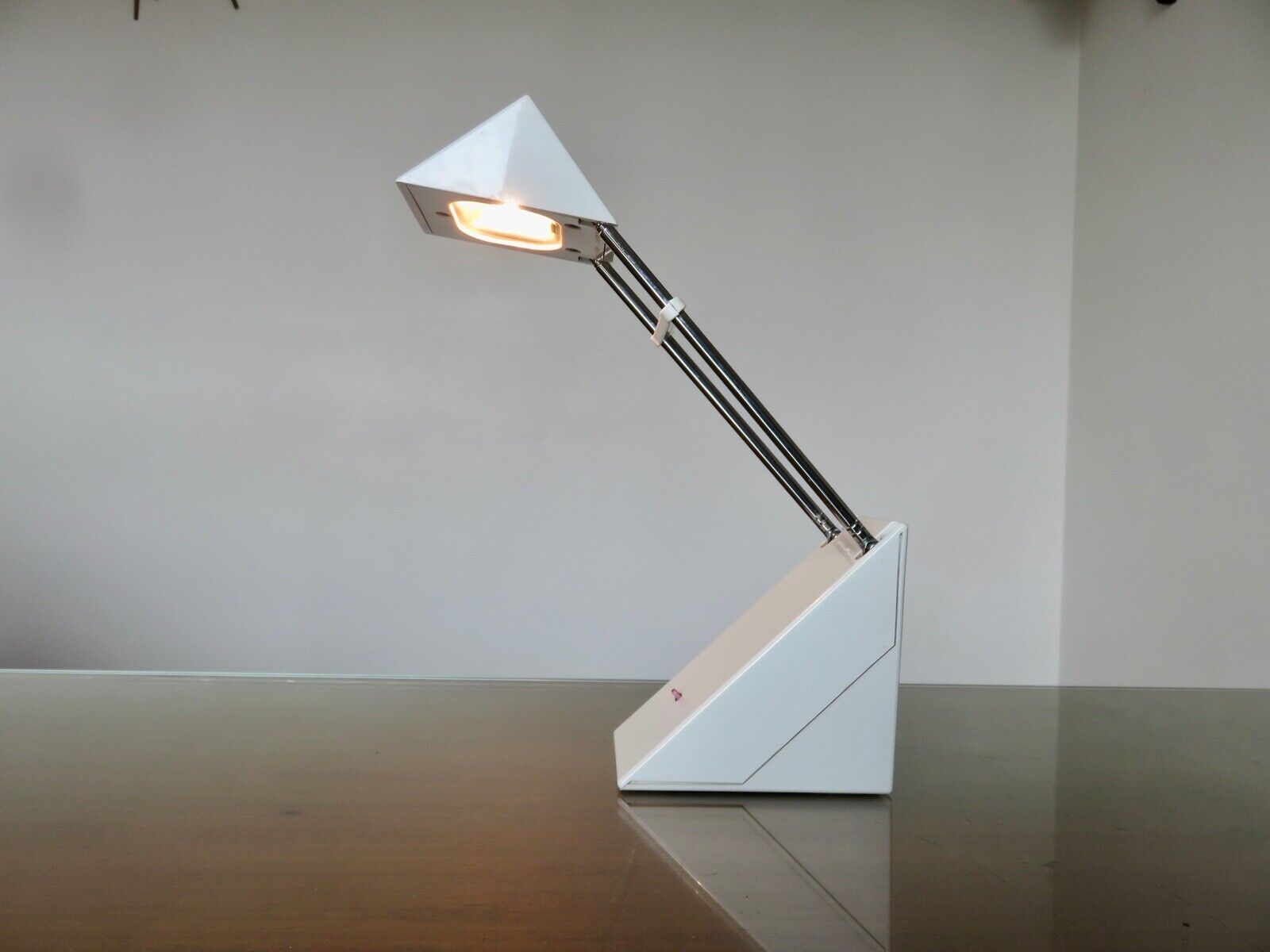 Lampe ikea moderniste 1980