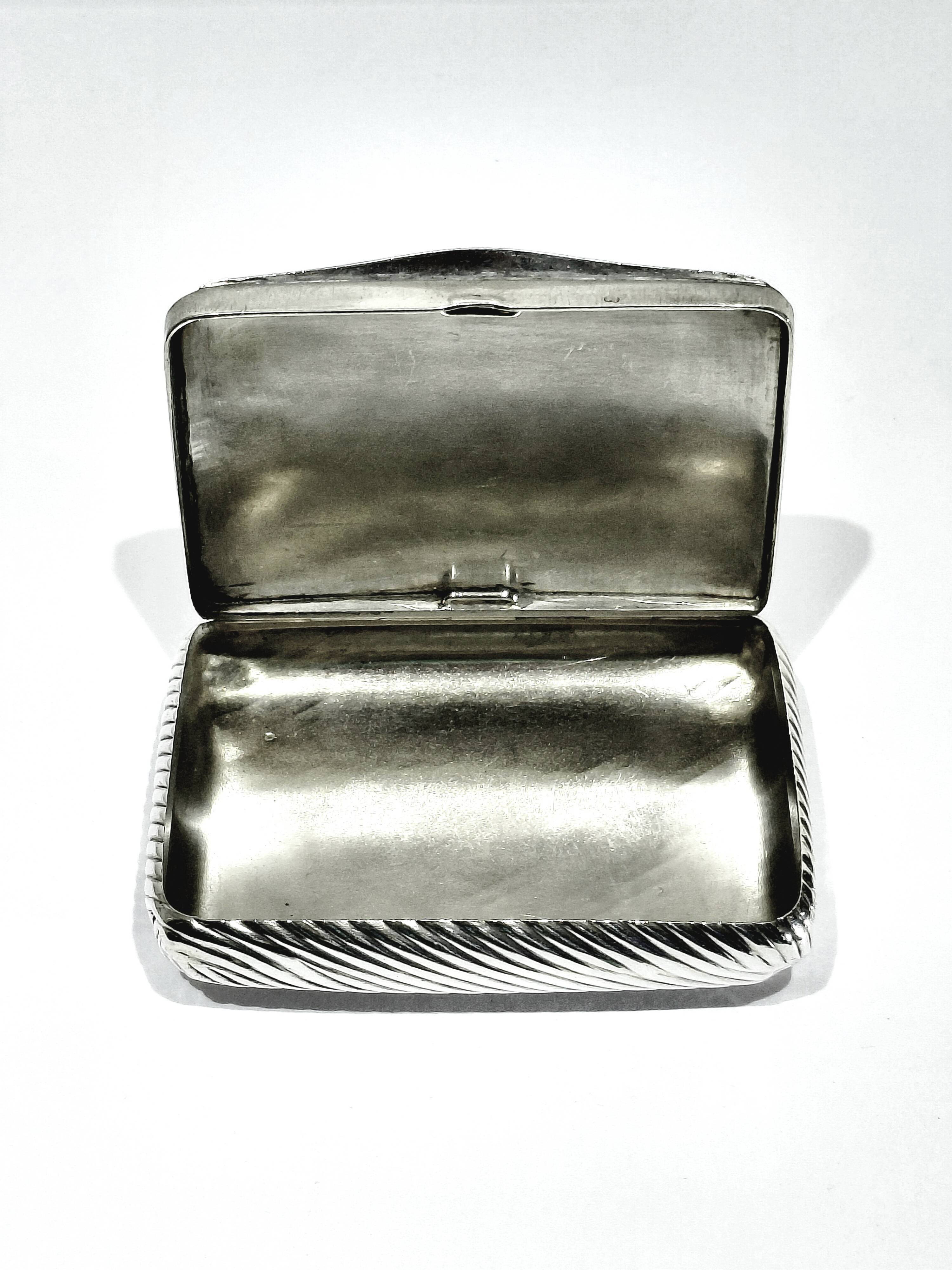 AUSTRIA - SILVER SNUFF BOX