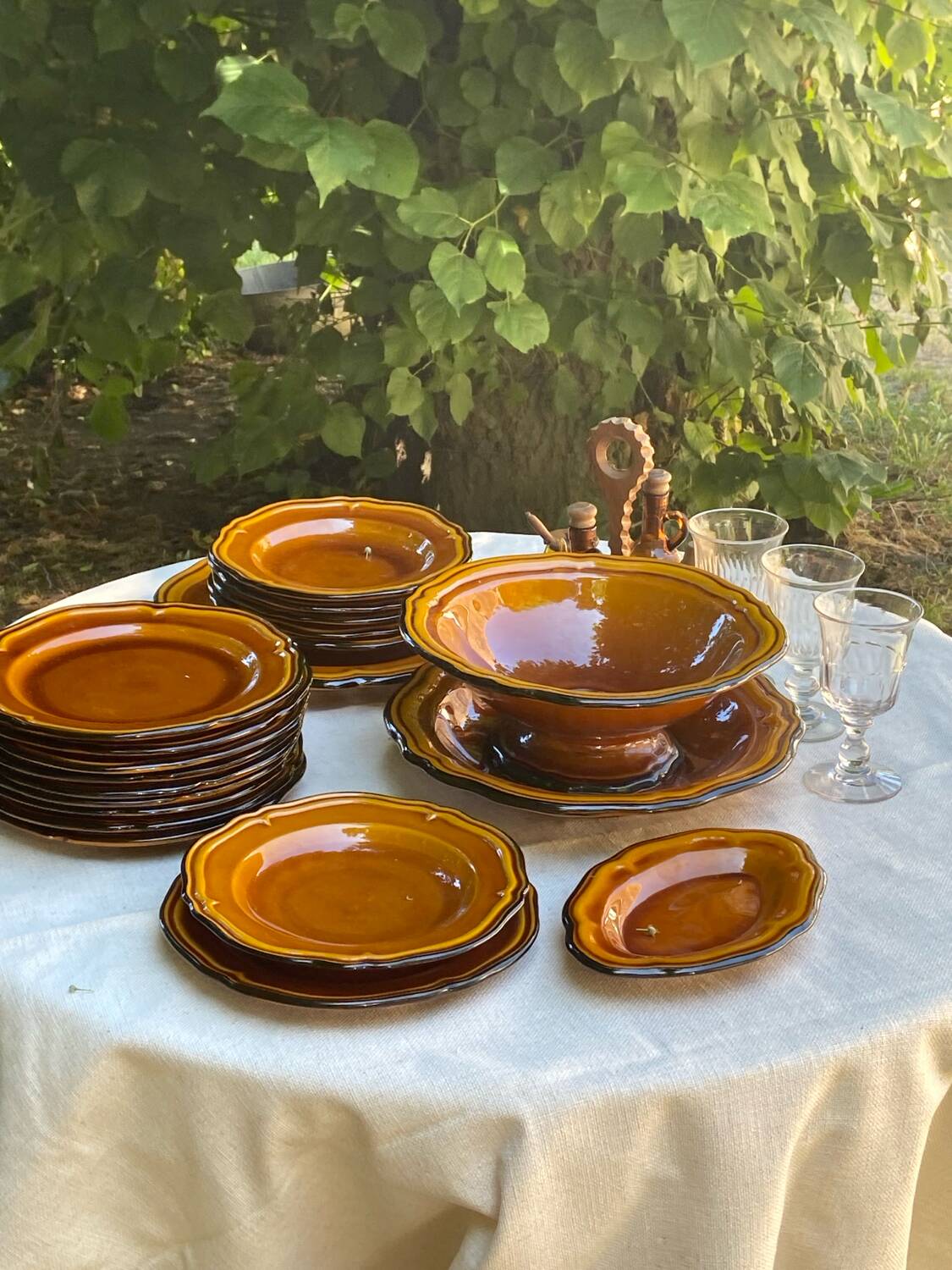 Set of 10 vintage 70s plates in Vallauris handcrafted earthenware