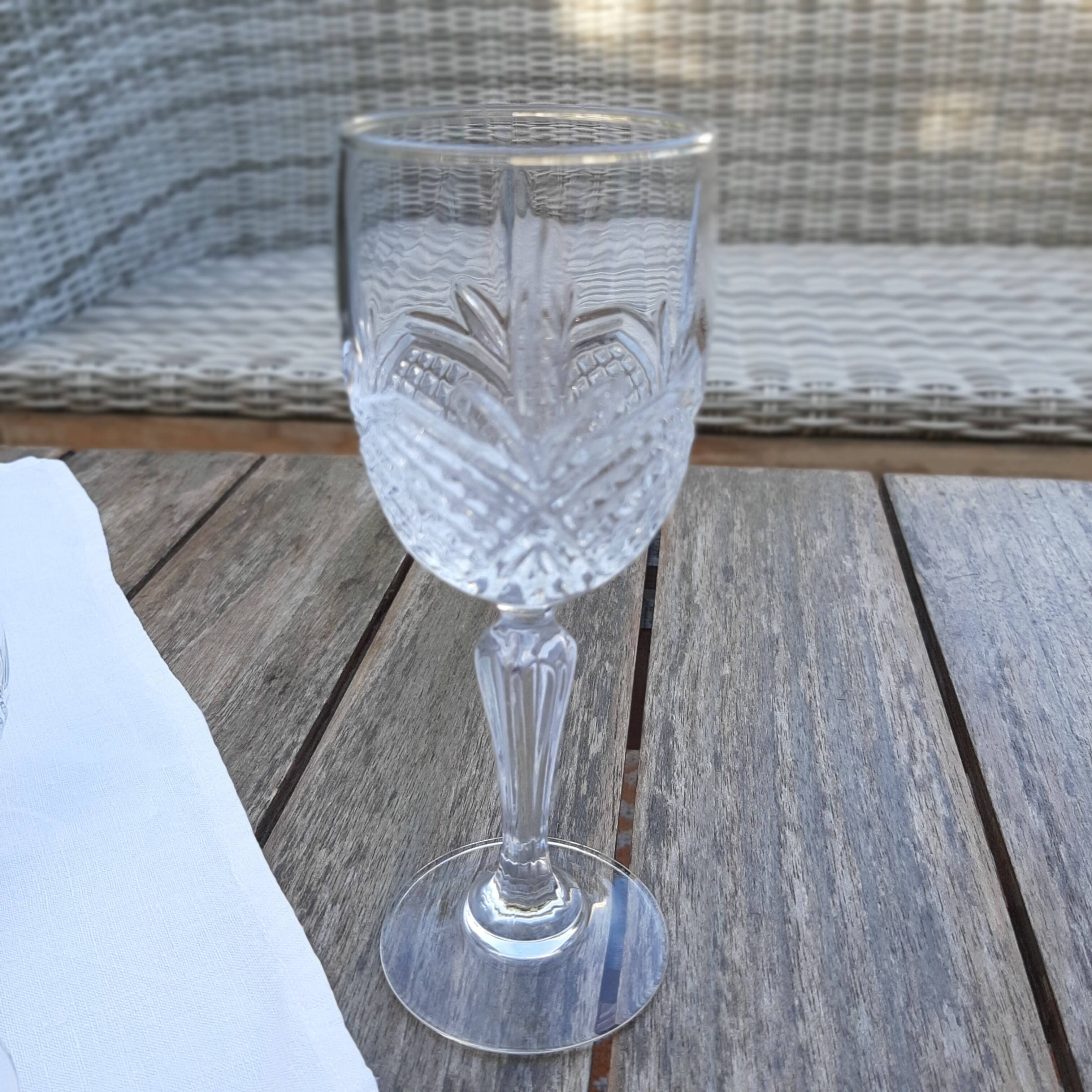 6 vintage port glasses