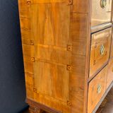 Commode cabinet en marqueterie d’époque Louis XVI