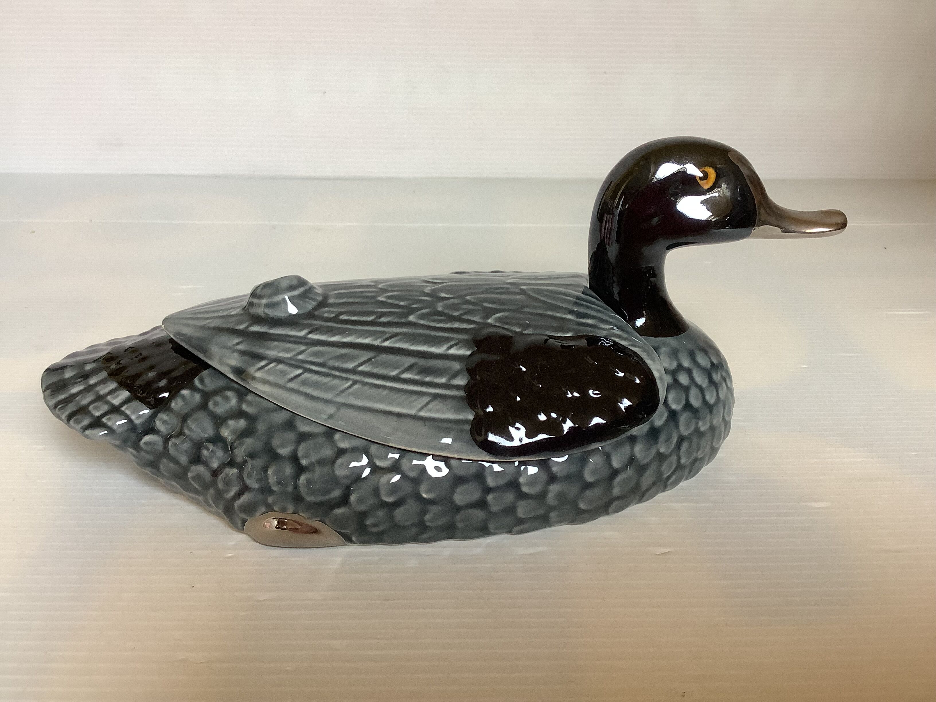Ceramic duck catchall