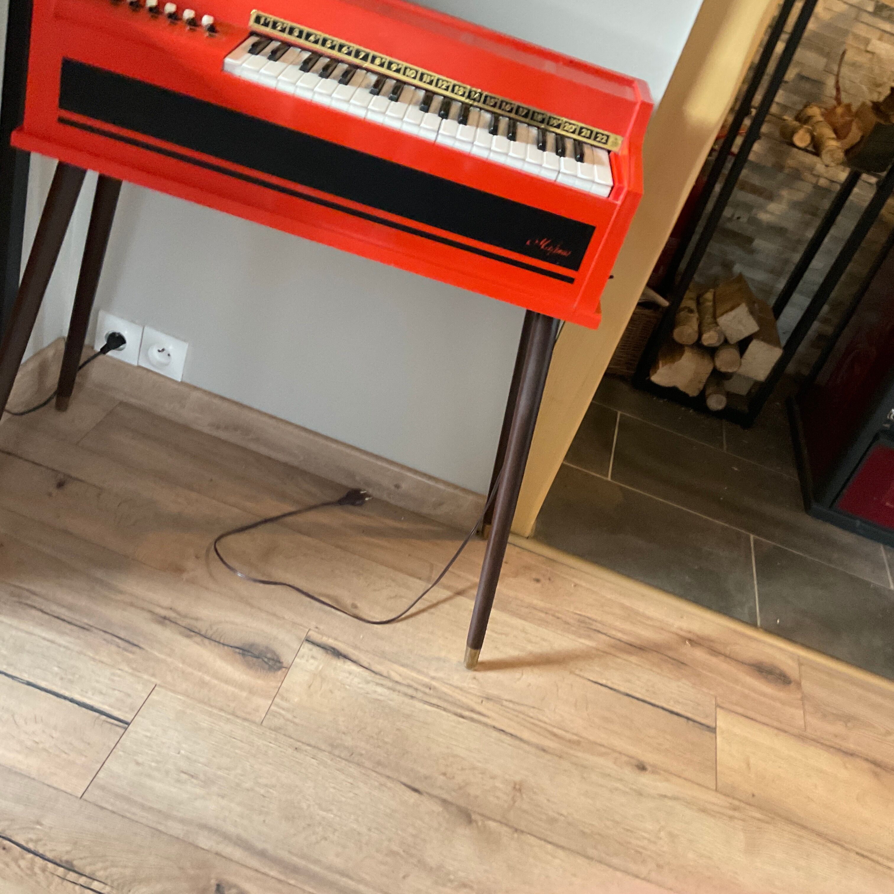 Electric Chord Organ Magnus vintage