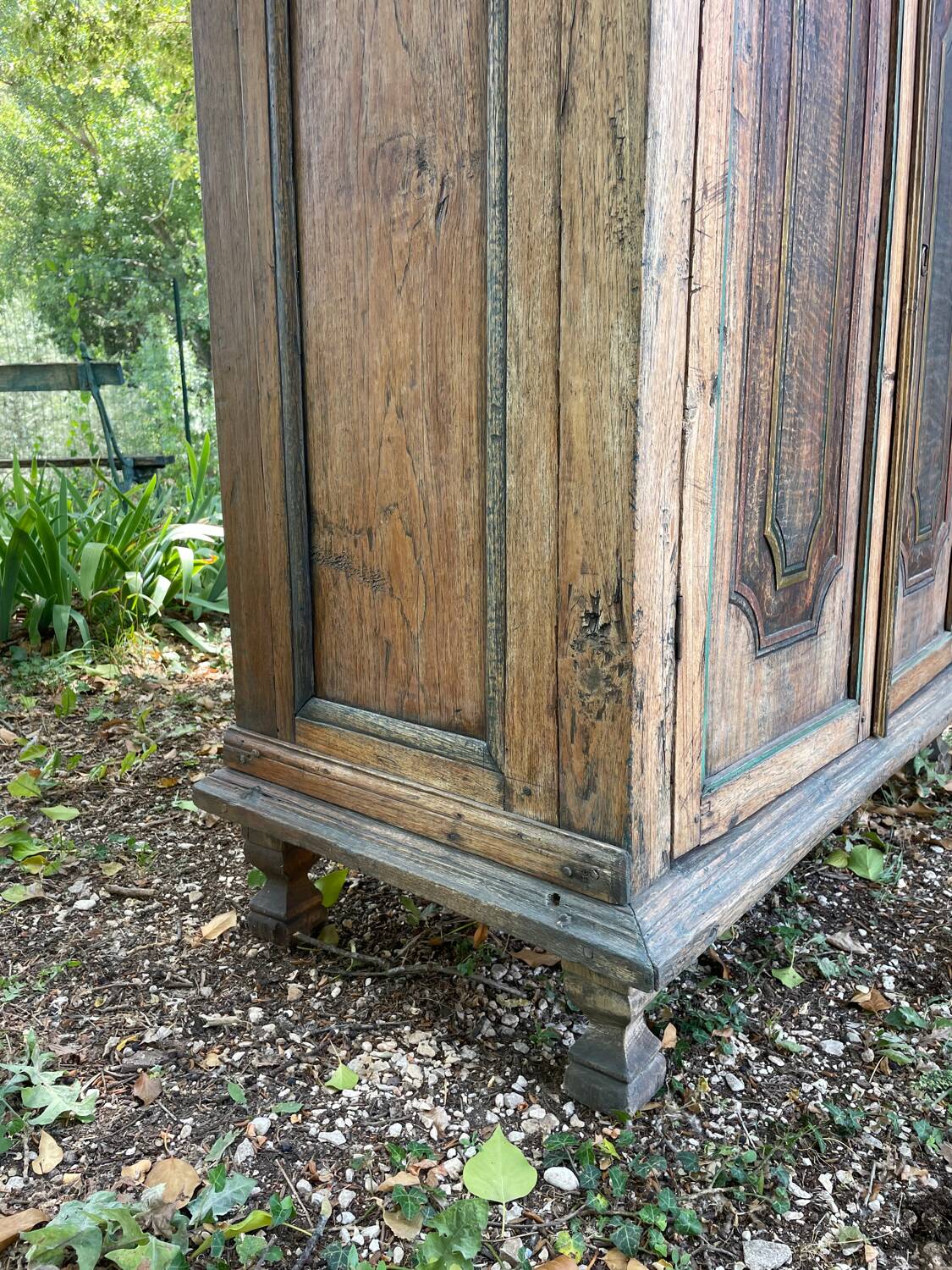 Polychrome cabinet from the 19th century