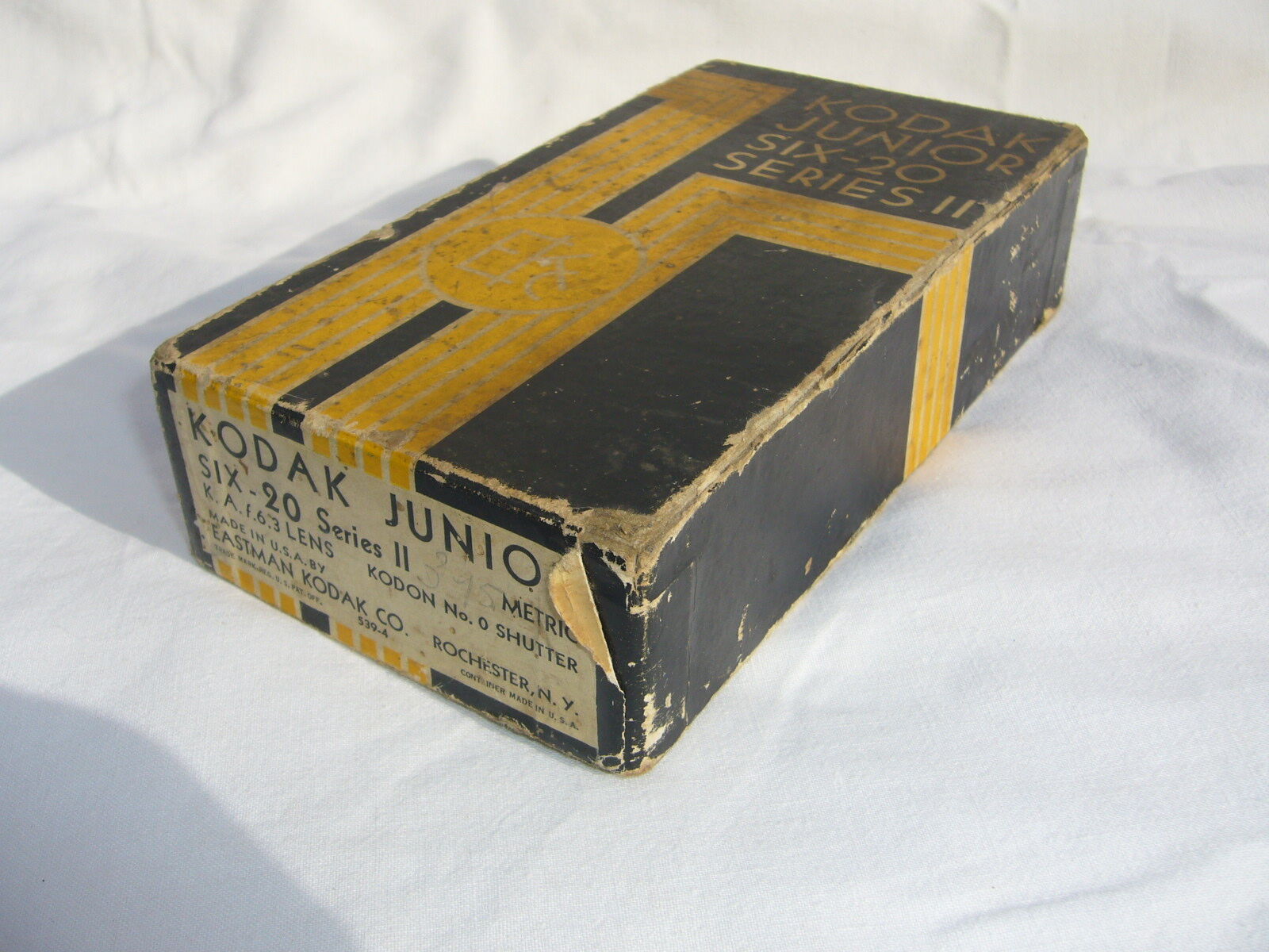 old KODAK junior six-20 series II camera with original box